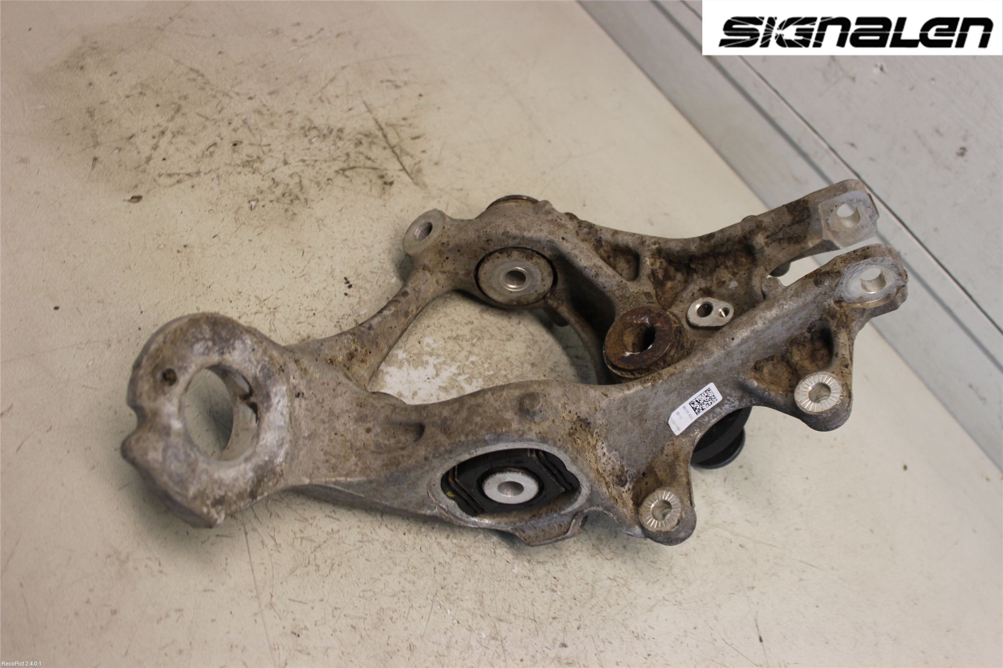 Audi A6/S6 4G 11-18 Spindel Vb