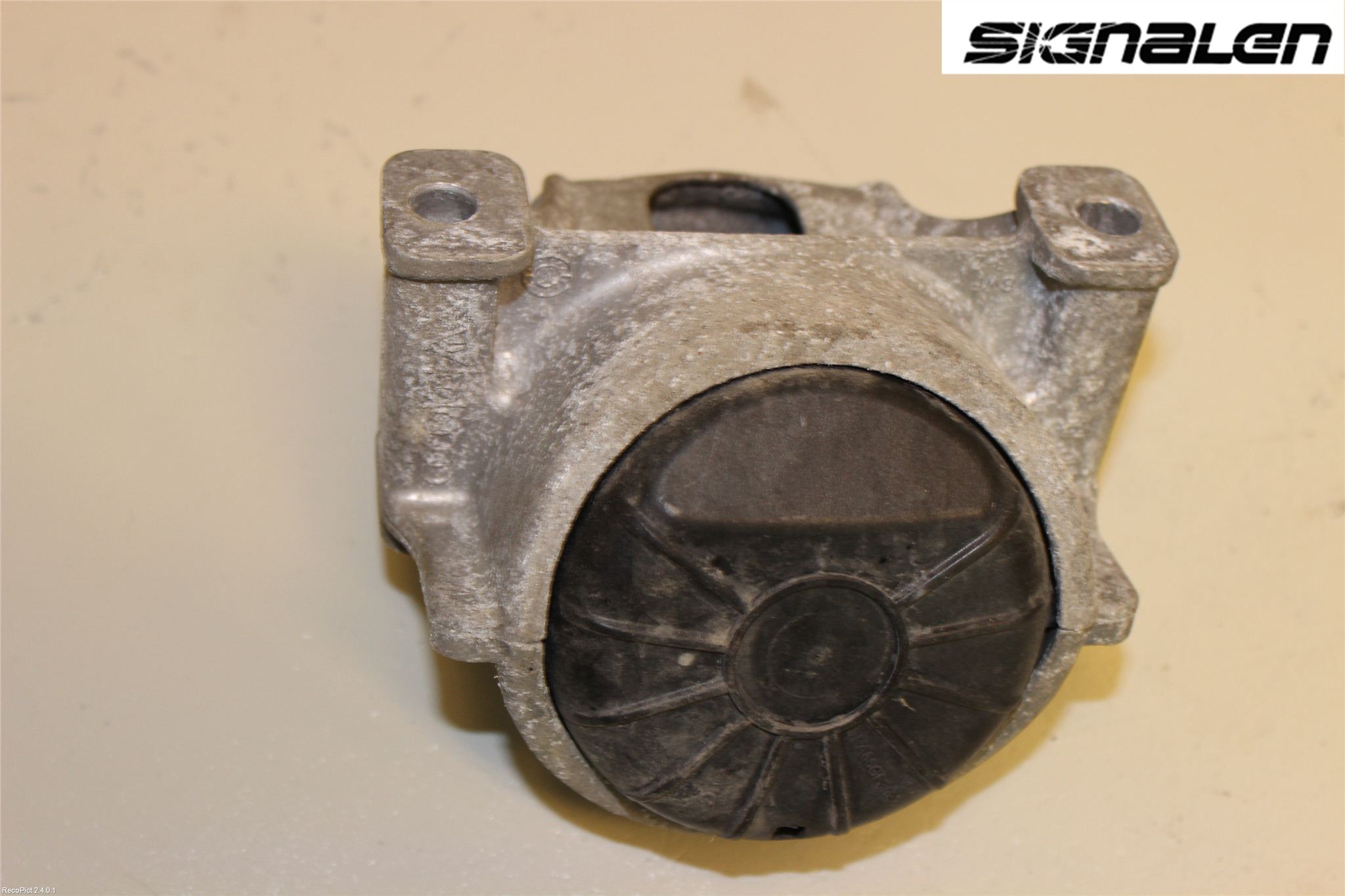 Audi A4/S4 08-11 Motor Feste Gummi