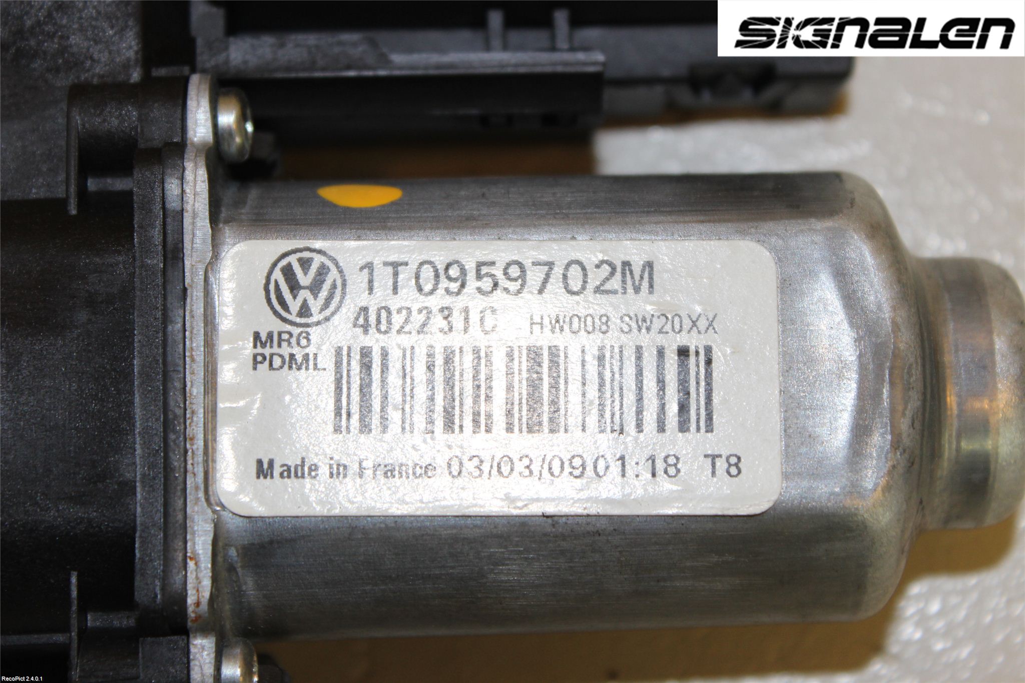 Volkswagen VW CADDY      04-10 Vindusheismotor