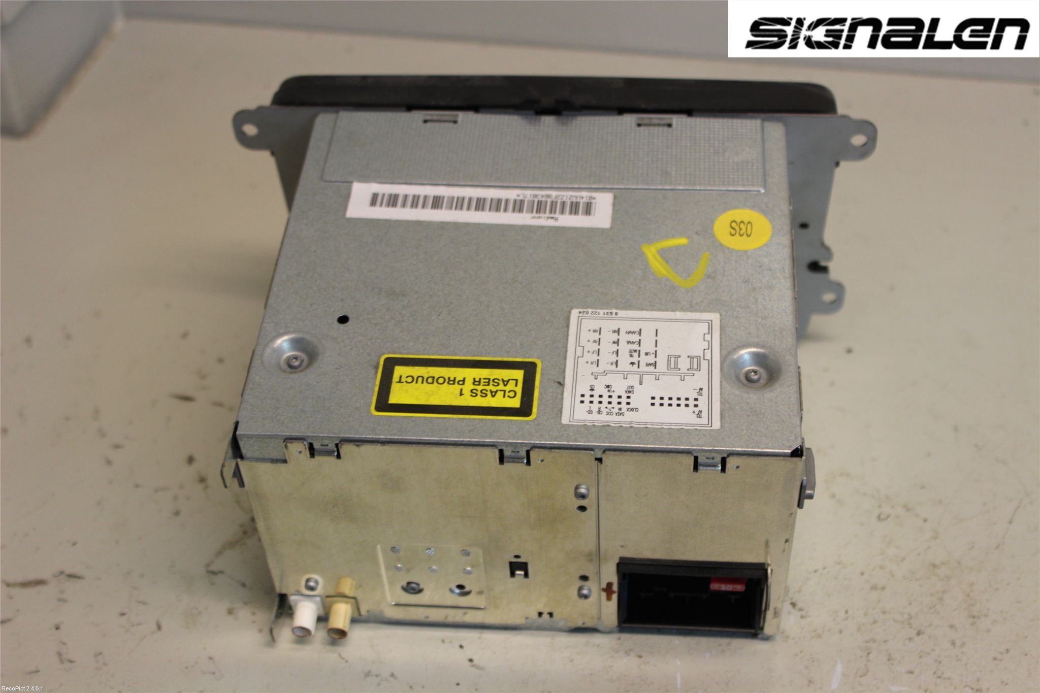 Volkswagen VW CADDY      04-10 Stereo Radio