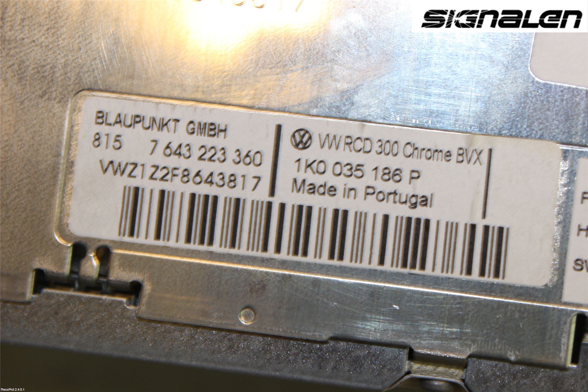 Volkswagen VW CADDY      04-10 Stereo Radio