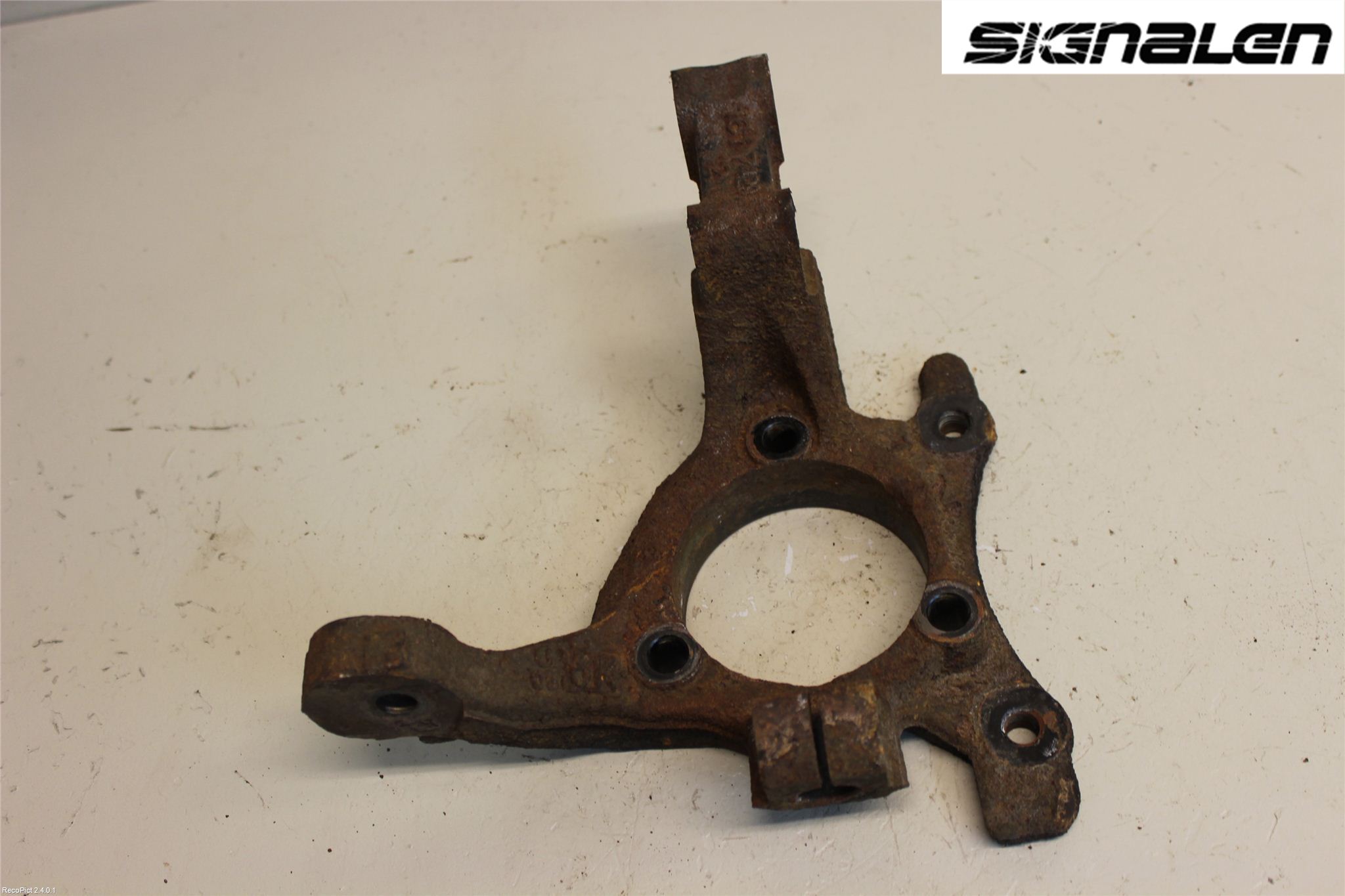 Opel ASTRA H 04-12 Spindel Vf