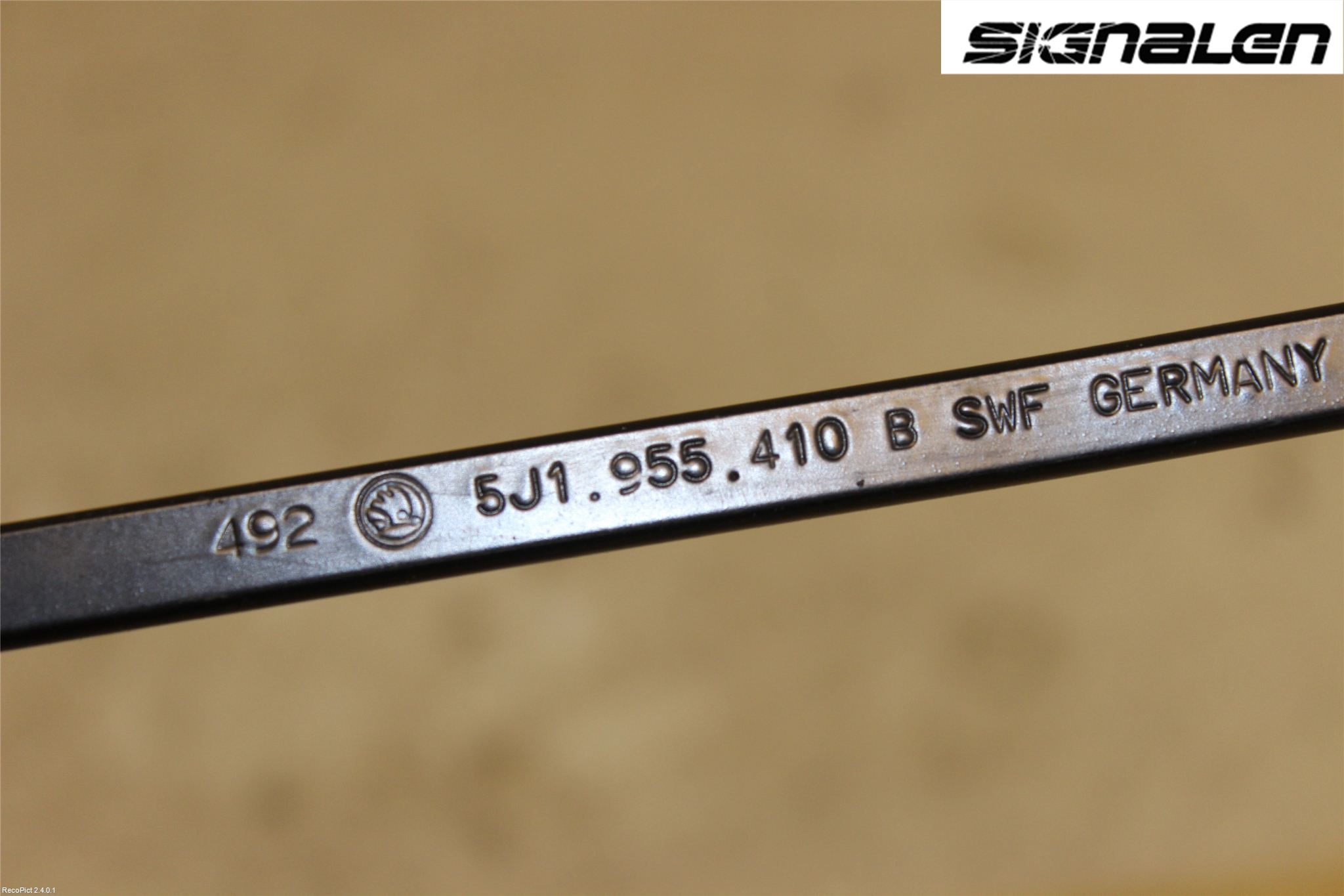 Skoda FABIA 07-14 Viskerarm-Armer Frontrute