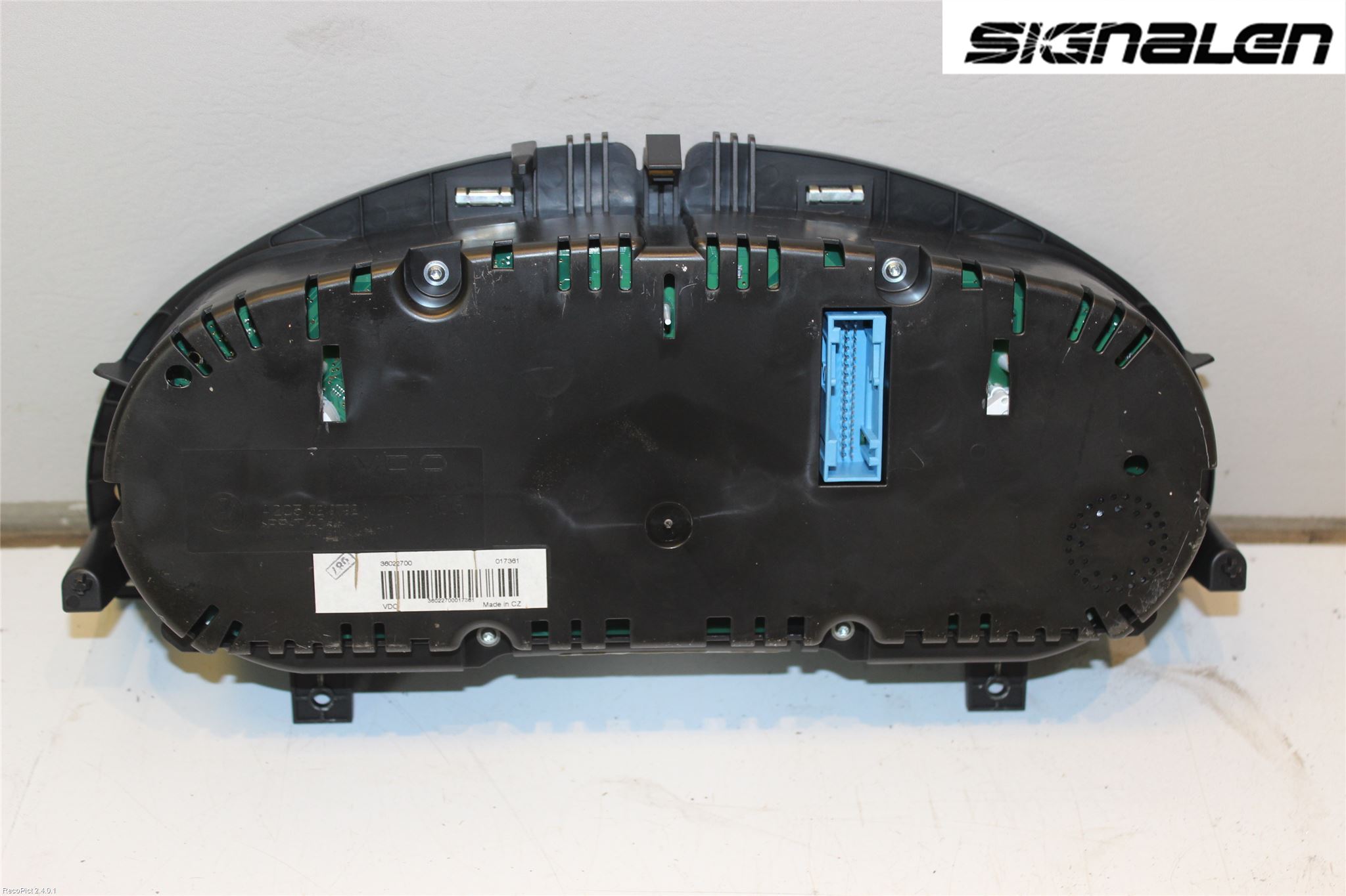 Volkswagen VW PASSAT 11-14 Instr Kombinert