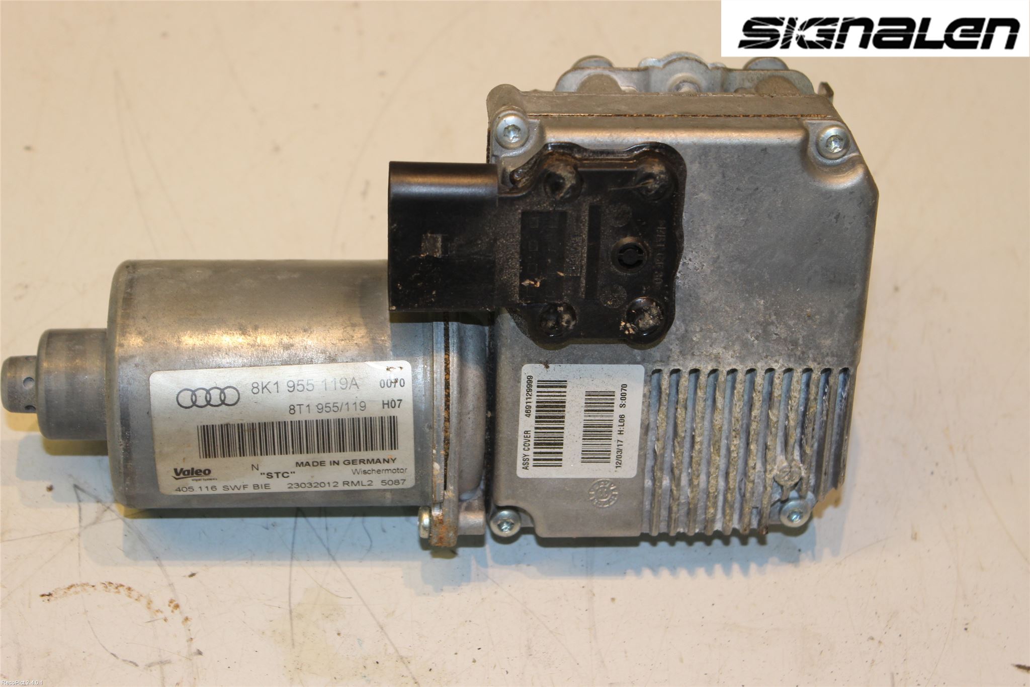 Audi A4 12-15 Viskermotor Frontrute