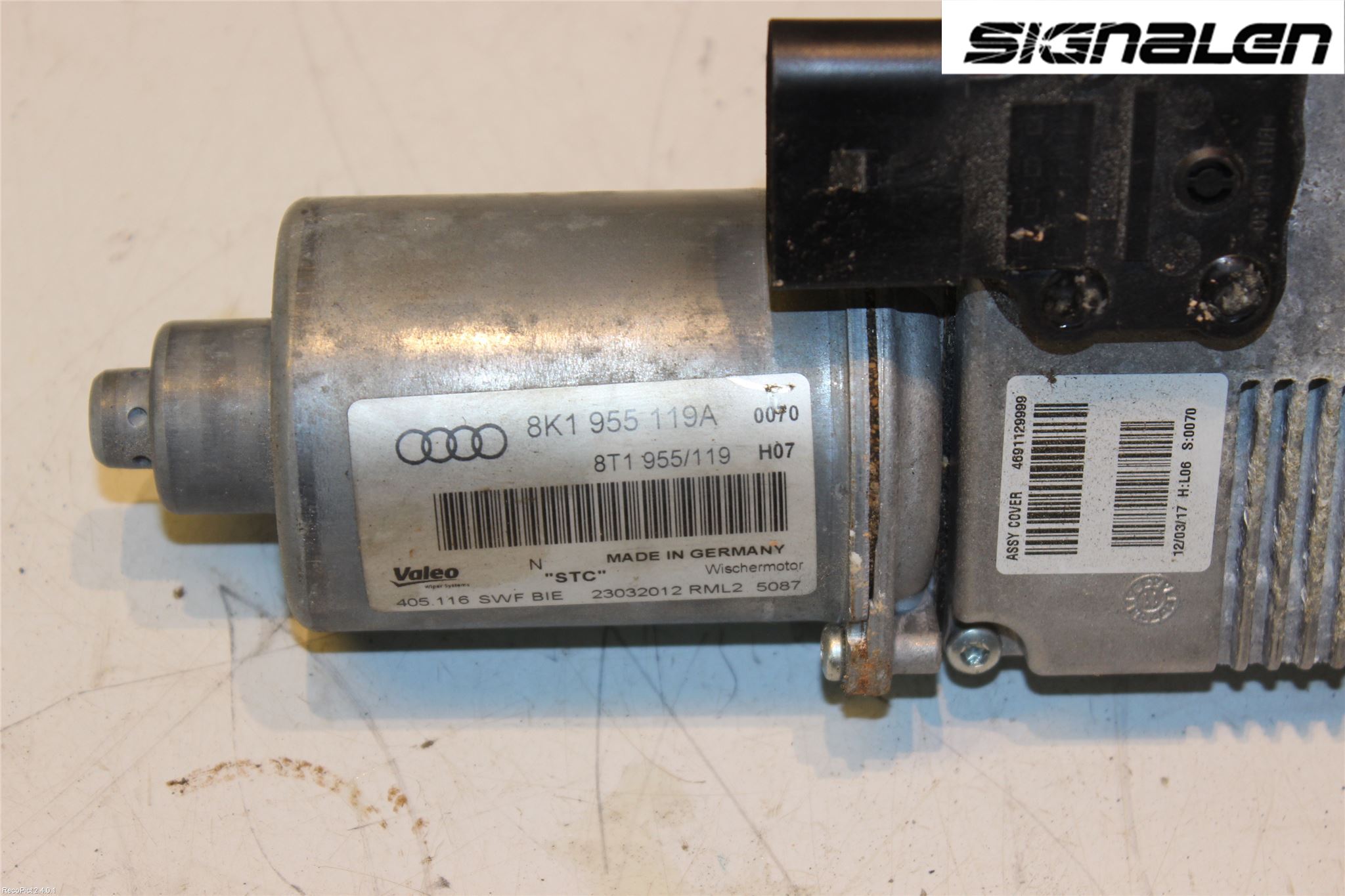 Audi A4 12-15 Viskermotor Frontrute