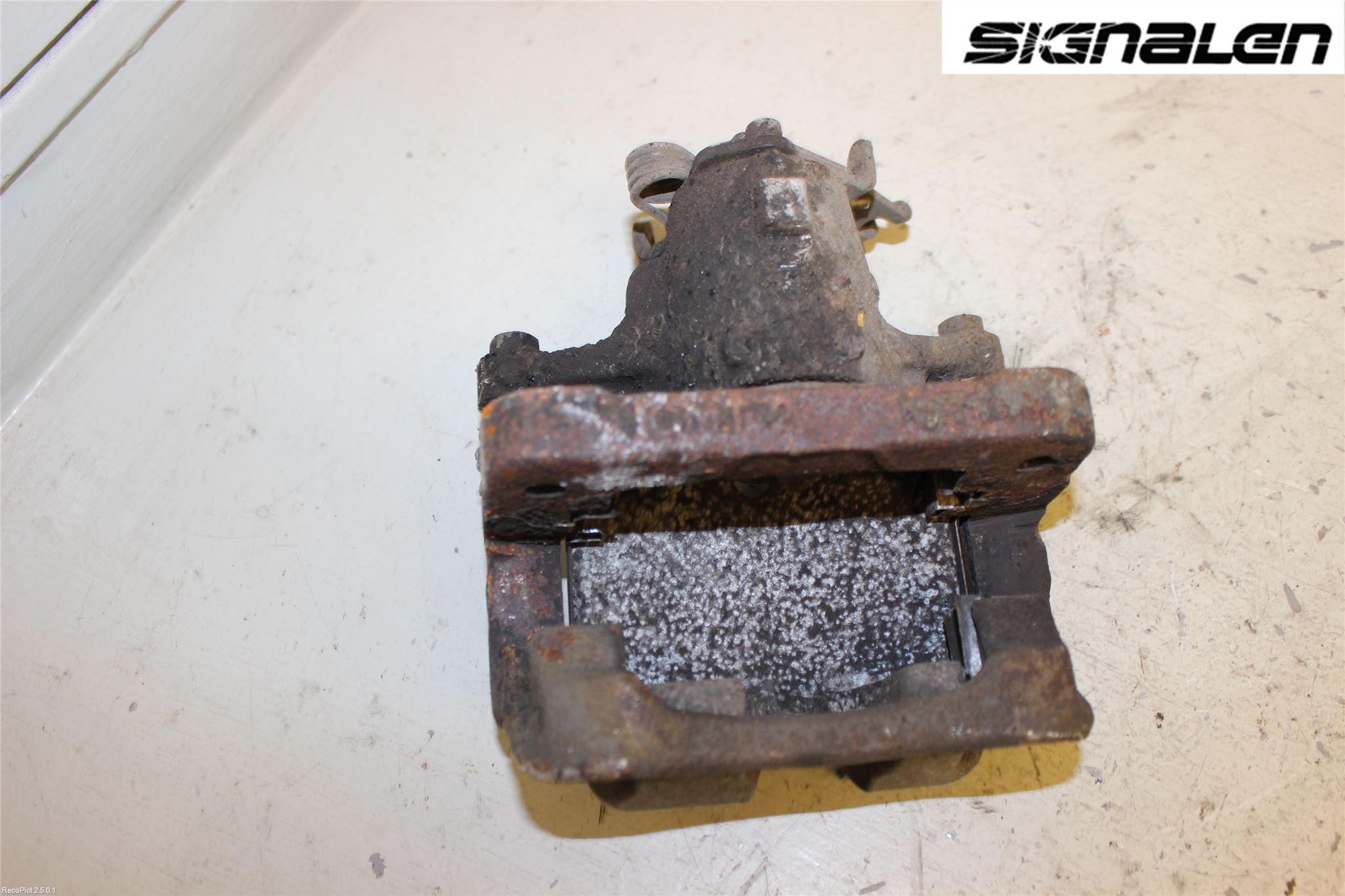 Opel INSIGNIA 09-16 Bremsecaliper Bak Venstre