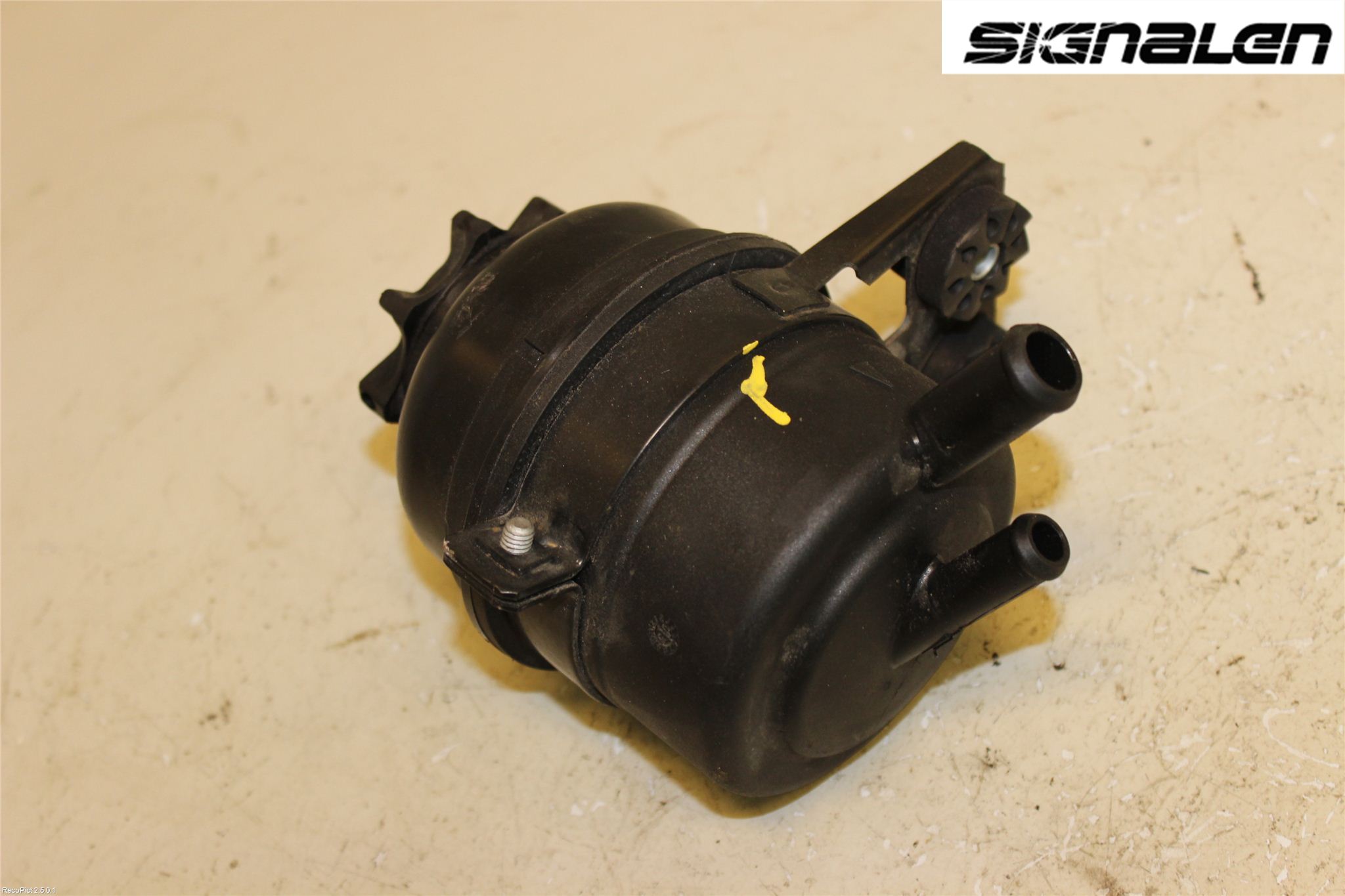 BMW 3 E90/91 SED/TOU 05-12 Servo Oljebeholder