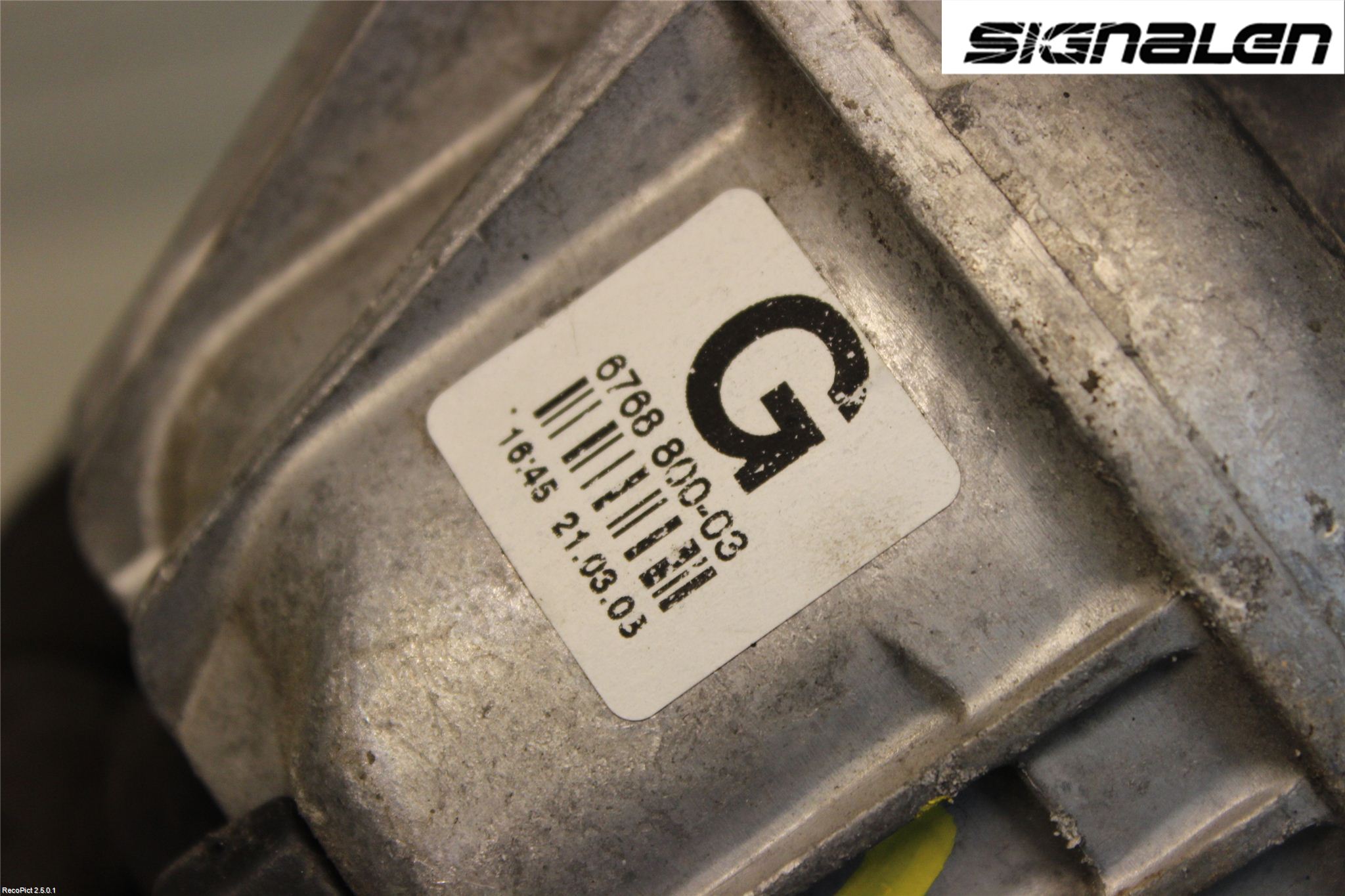 BMW 3 E90/91 SED/TOU 05-12 Motor Feste Gummi