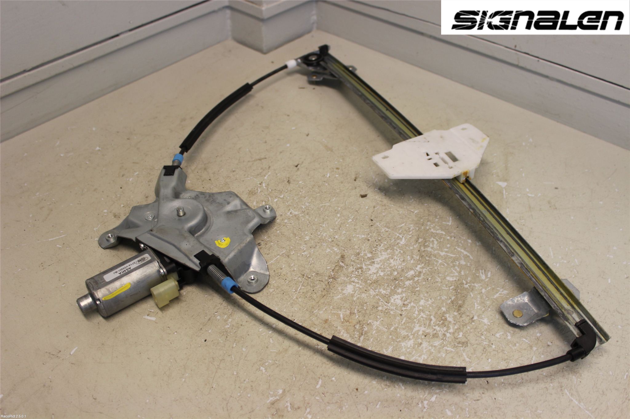 Ford TRANSIT CONNECT 09-13 Vindusheis El Komp
