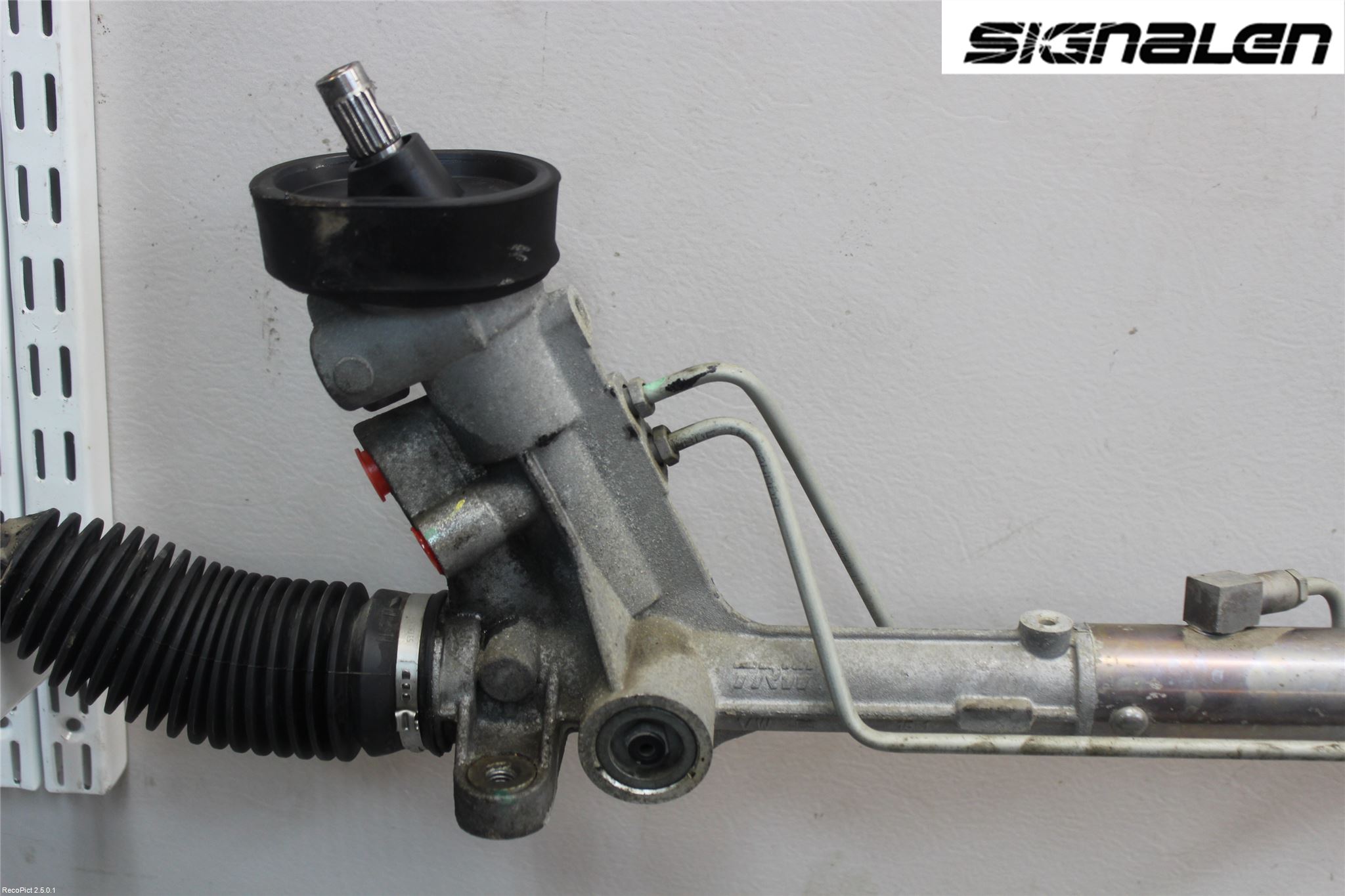 Skoda FABIA 07-14 Servo Snekke - Tannstang
