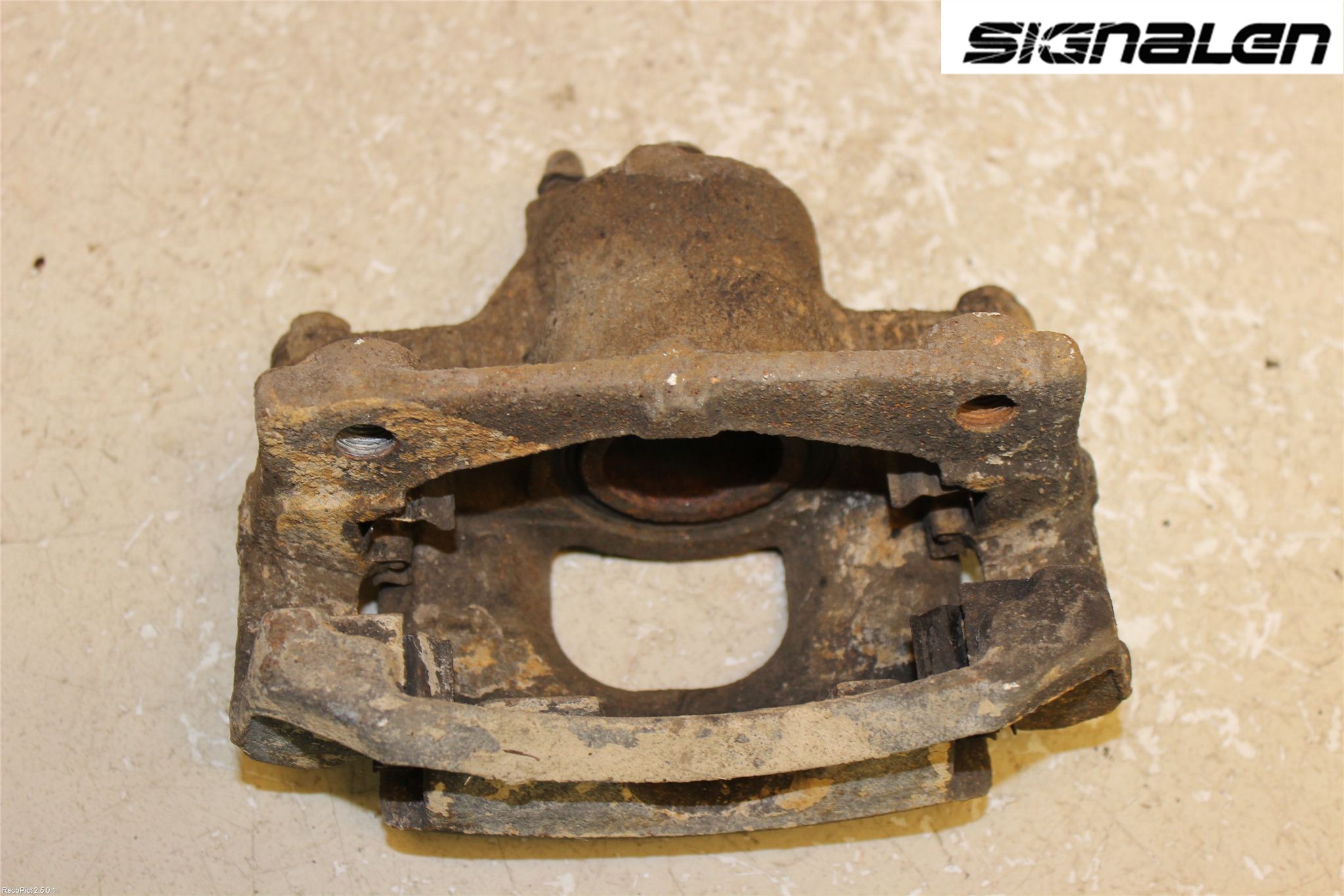 Peugeot 107 Bremsecaliper Foran Venstre