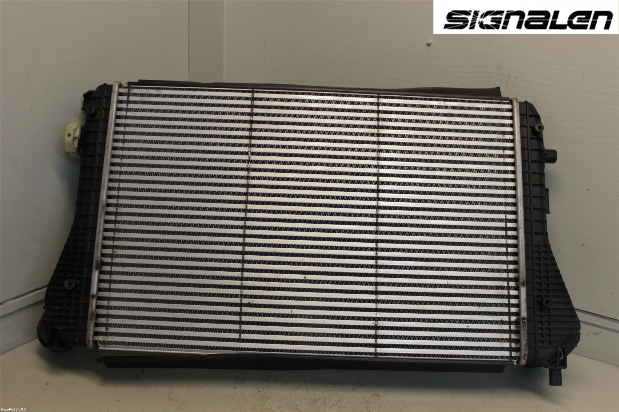 Volkswagen VW PASSAT 11-14 Intercooler Radiator