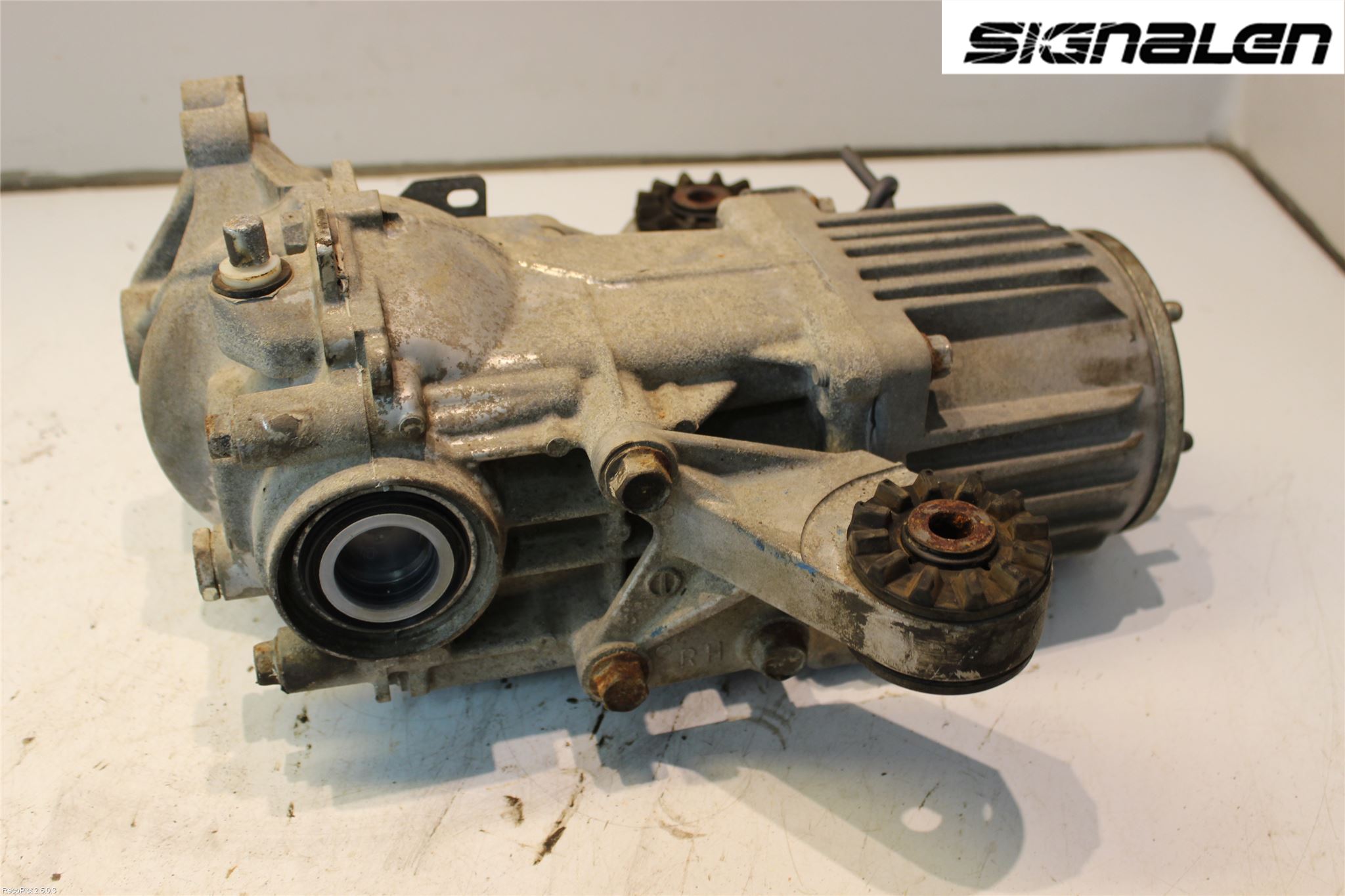 Mitsubishi OUTLANDER 07-12 Bakaksel Kardang Bak -Diff
