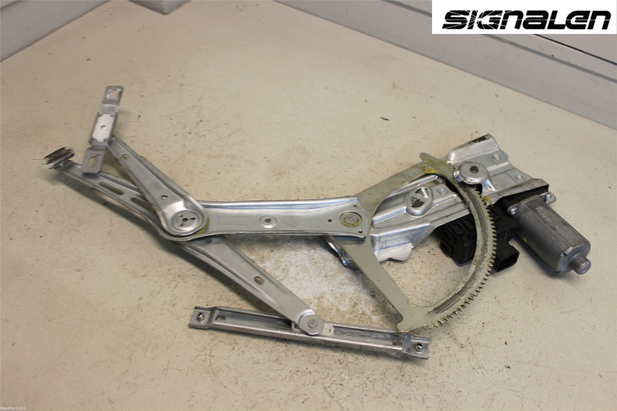 Opel ASTRA H 04-12 Vindusheis El Komp