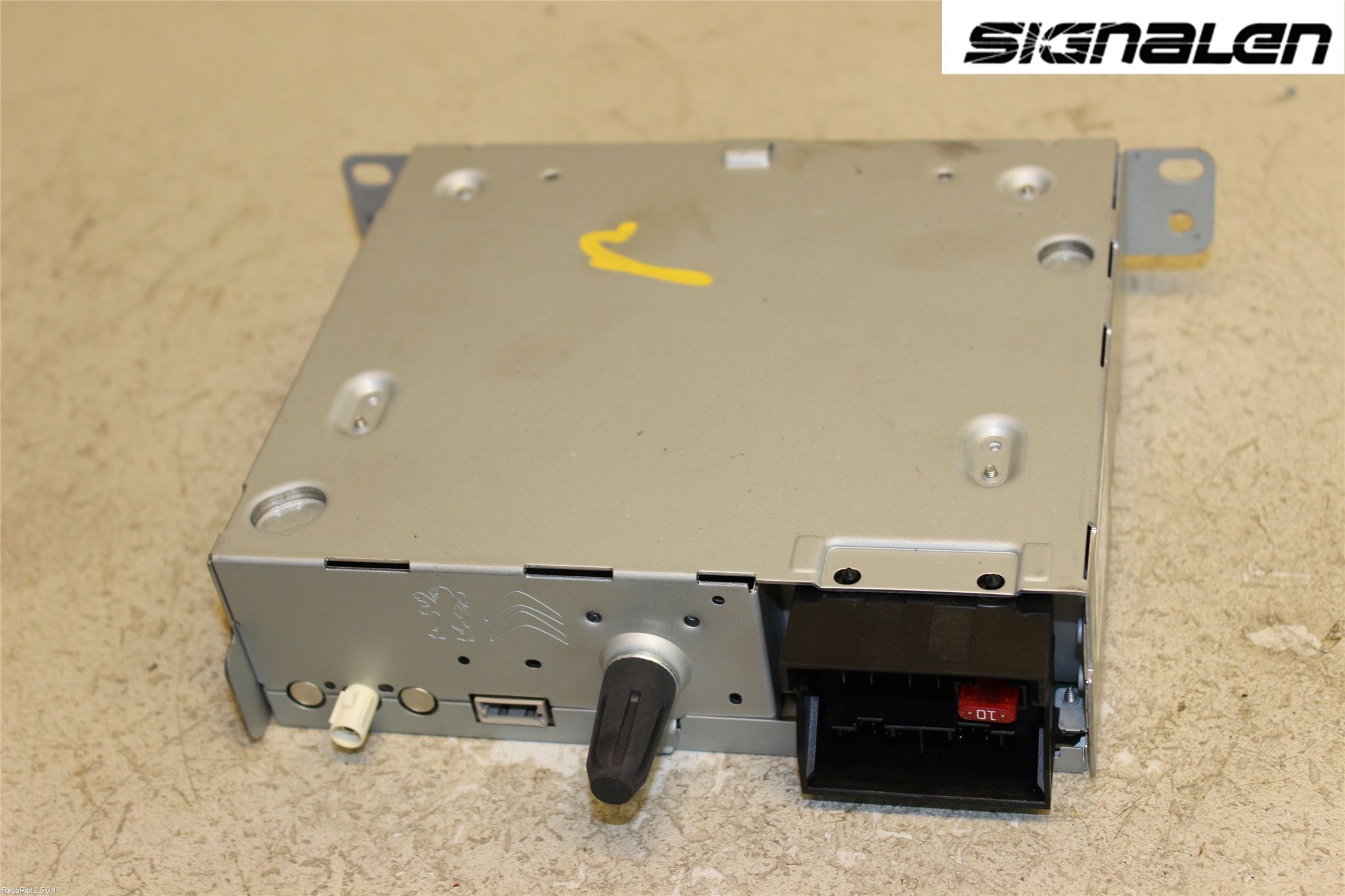 Citroen C4 II 11-18 Stereo Radio