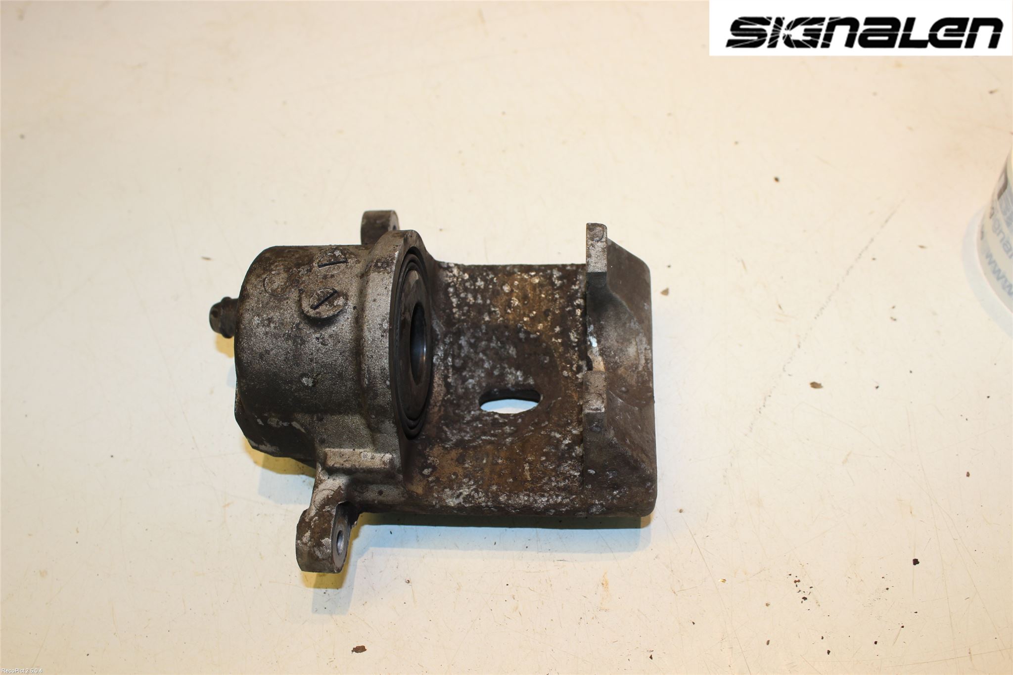 Toyota PRIUS NWH20 04-08 Bremsecaliper Foran Høyre