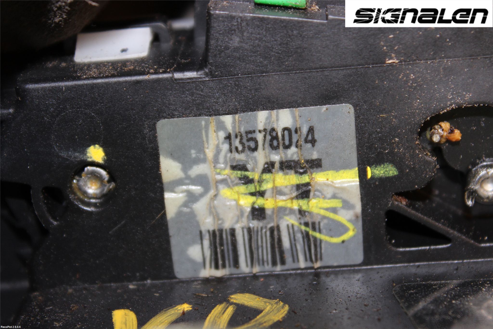 Opel ASTRA J 10-15 Dørlås - Låsekasse