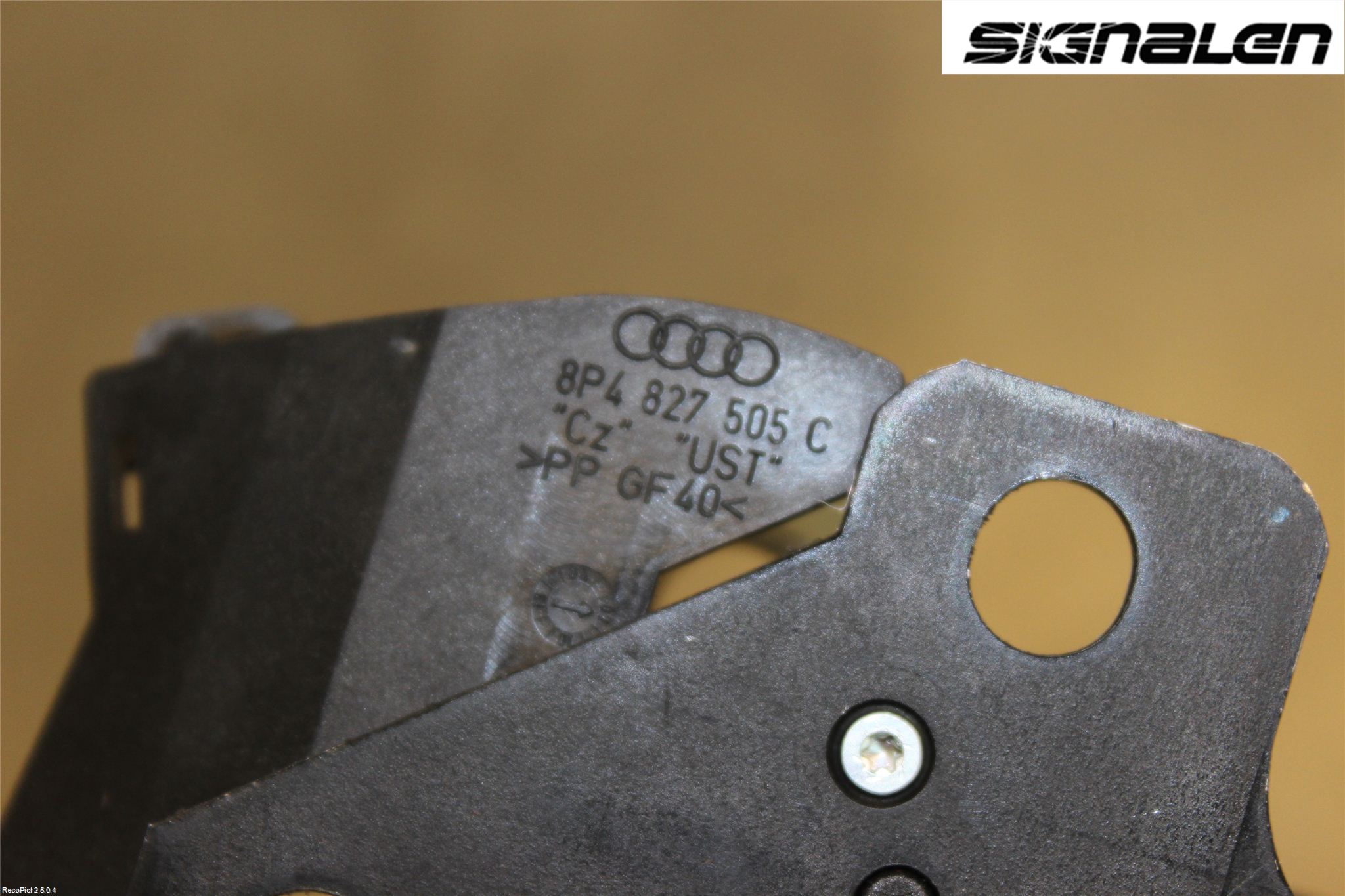 Audi A3/S3 05-13 Bakluke-Lokk Låsekasse