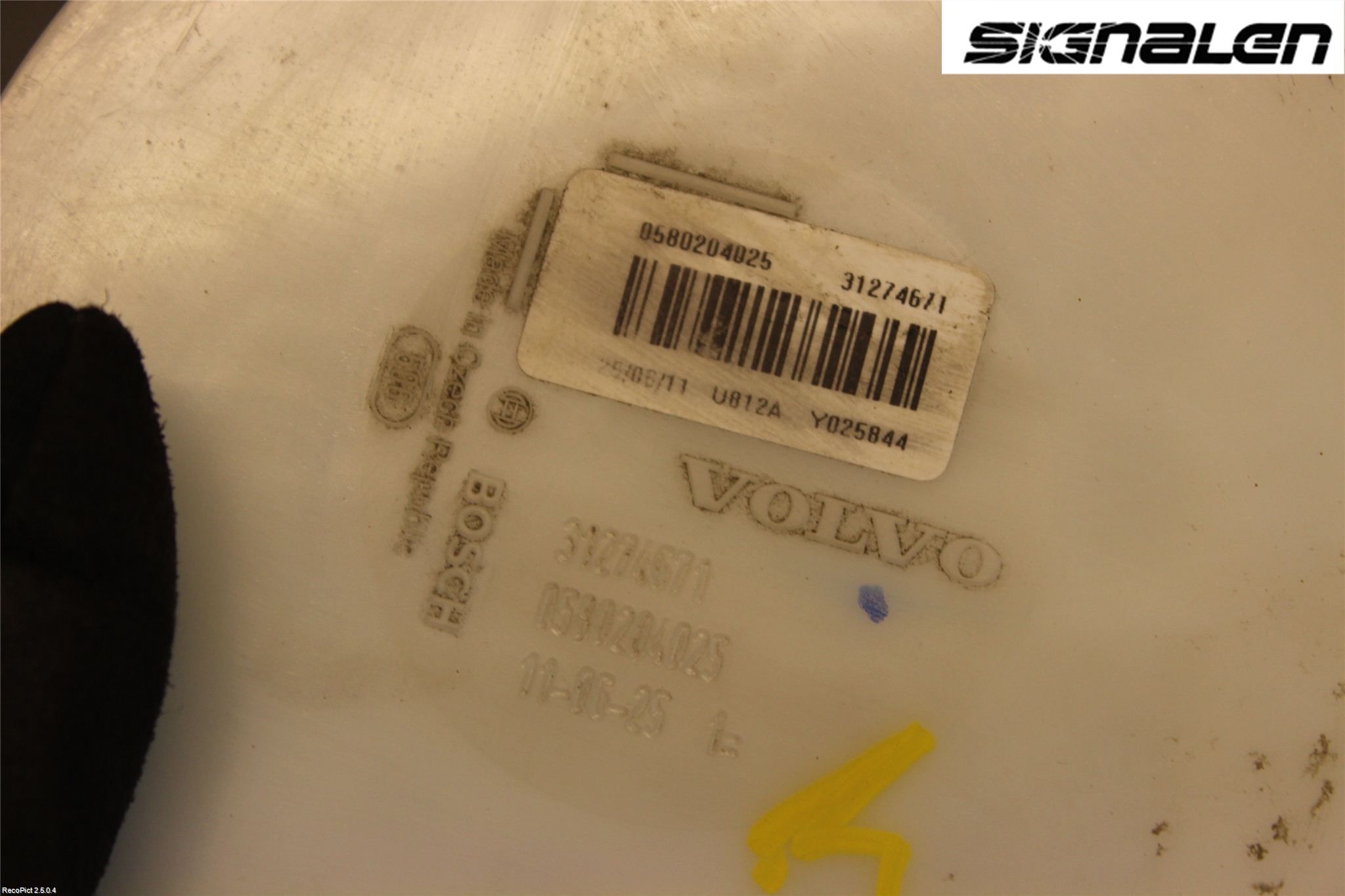 Volvo XC70 08-13 Giver Drivstofftank