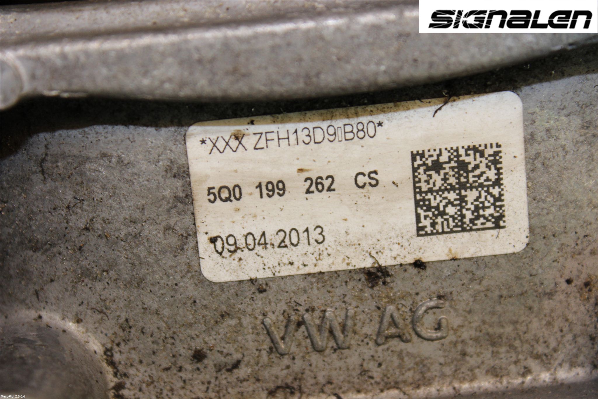 Volkswagen VW GOLF / E-GOLF VII 13-20 Motor Feste Gummi