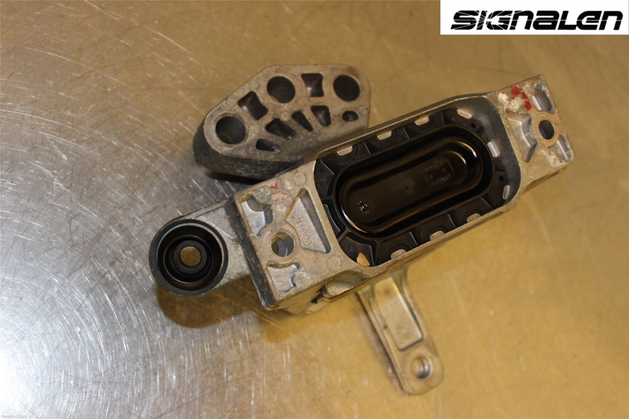 Opel INSIGNIA 09-16 Motor Feste Gummi