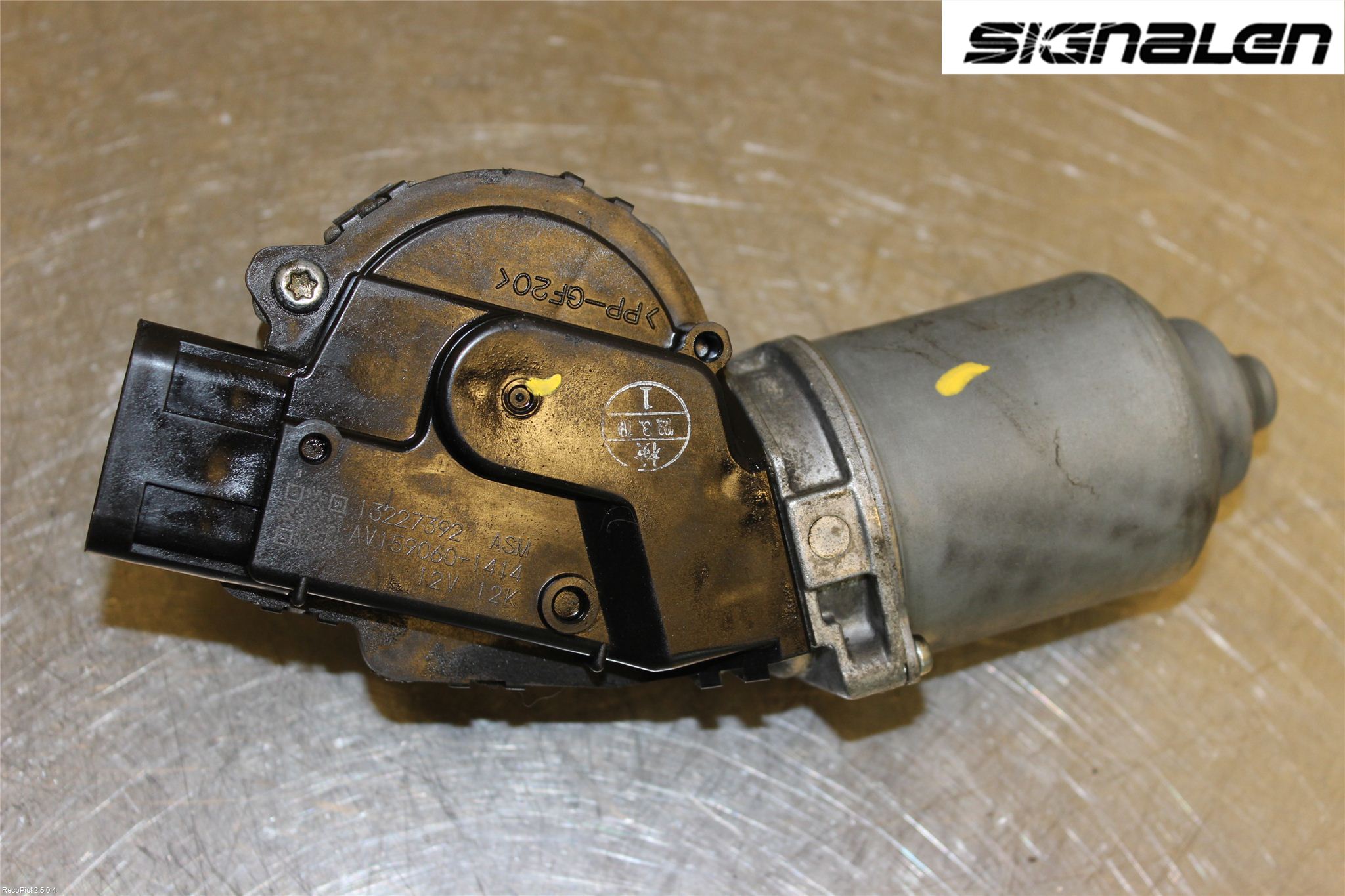 Opel INSIGNIA 09-16 Viskermotor Frontrute