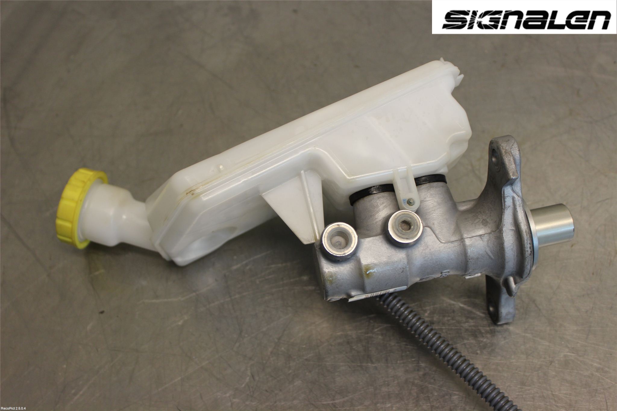 Peugeot 208 12-15 Brems Hovedsylinder