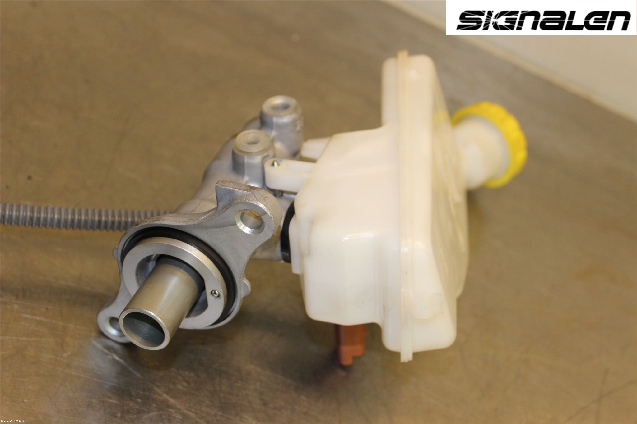 Peugeot 208 12-15 Brems Hovedsylinder