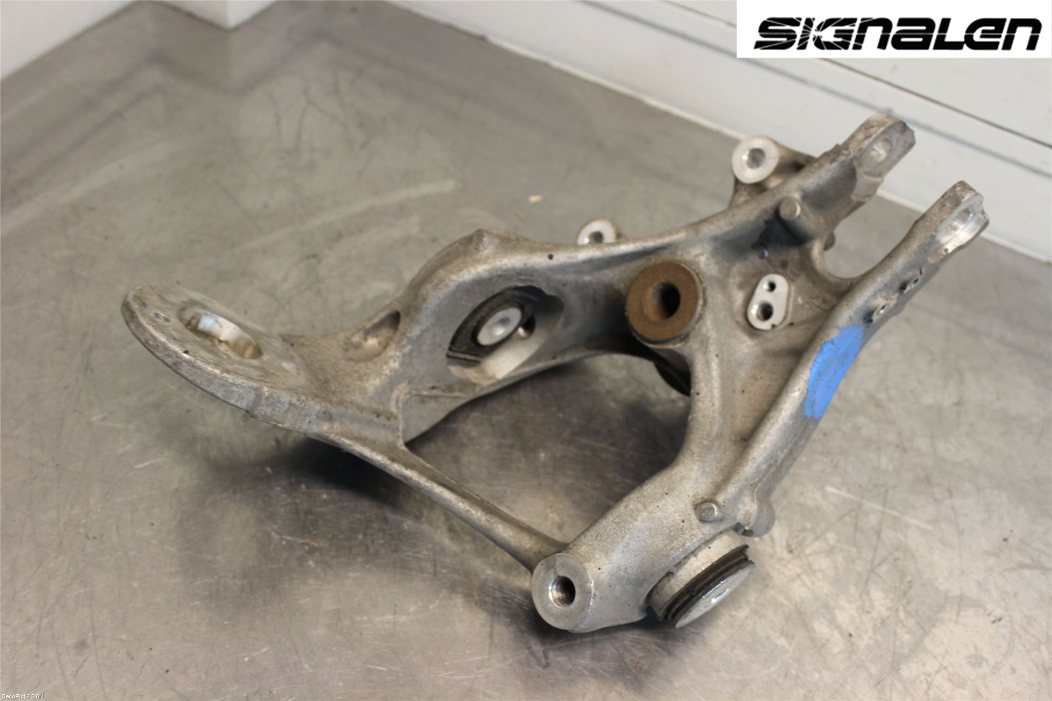 Audi A6/S6 4G 11-18 Spindel Hb