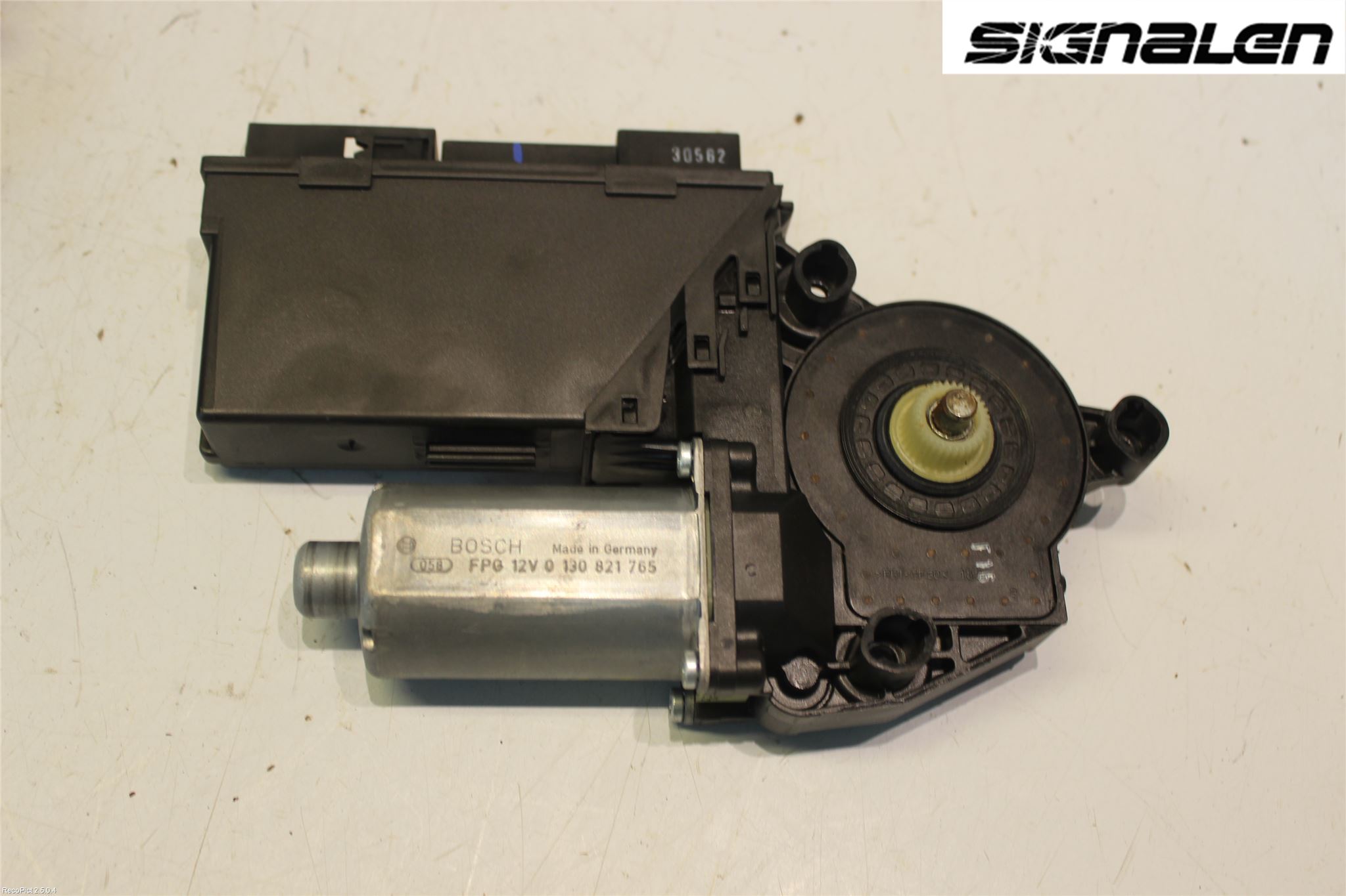 Audi A4/S4 05-07 Vindusheismotor