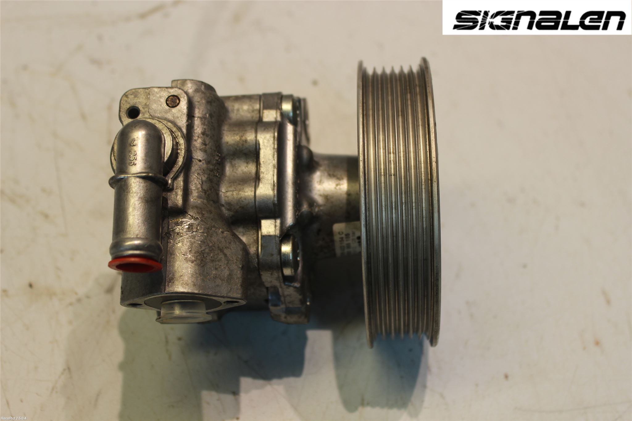Porsche CAYENNE 03- Servo Pumpe