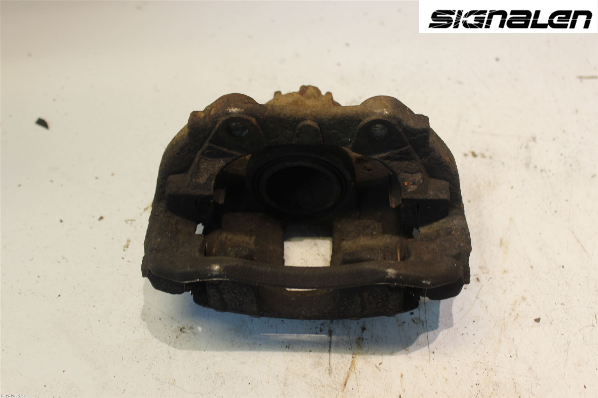Peugeot 307     05-08 Bremsecaliper Foran Høyre