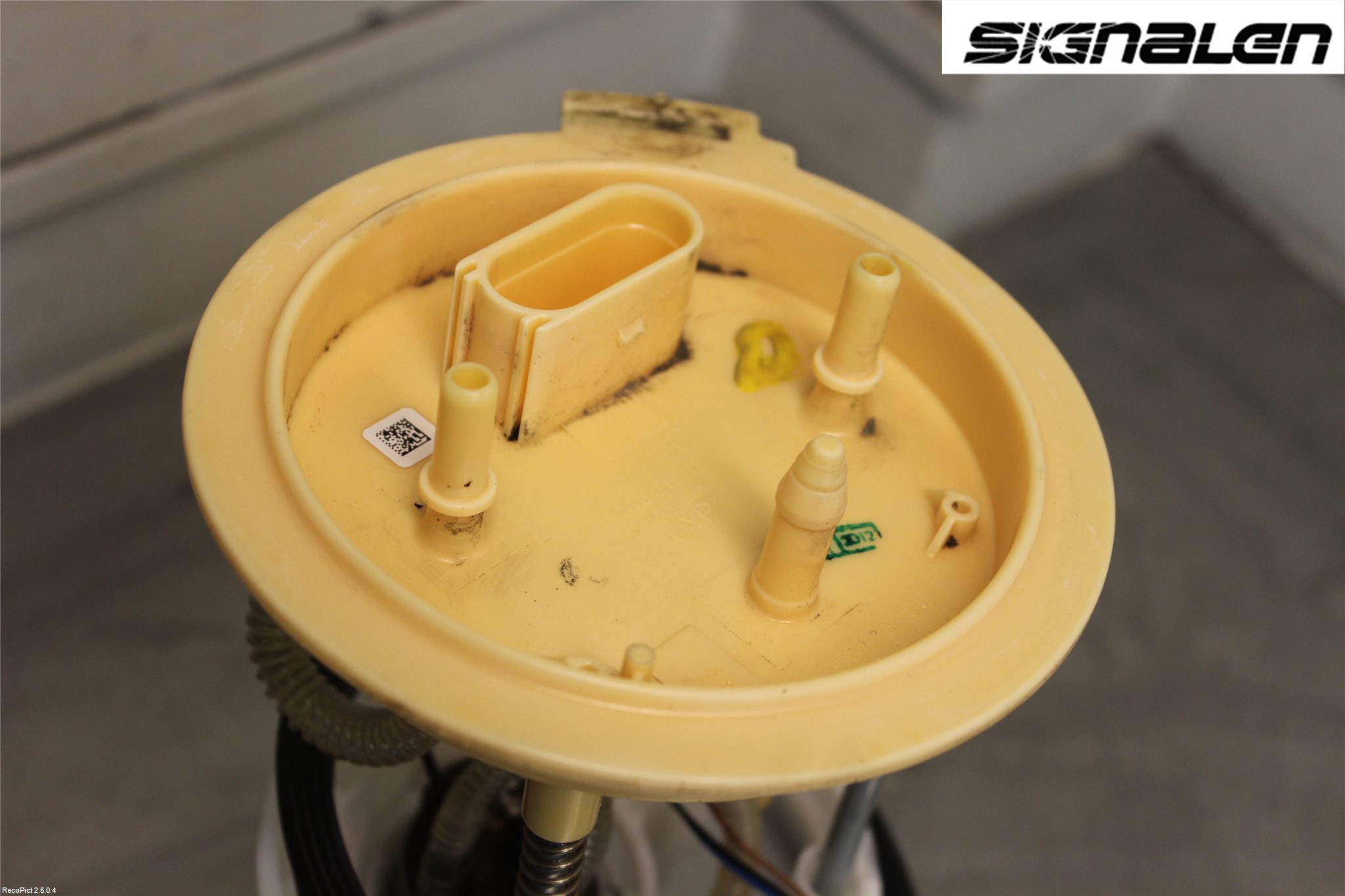 Volkswagen VW PASSAT 11-14 Drivstoffpumpe Fødepumpe El