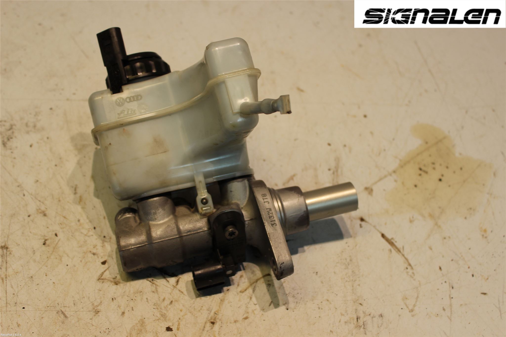 Volkswagen VW PASSAT 11-14 Brems Hovedsylinder