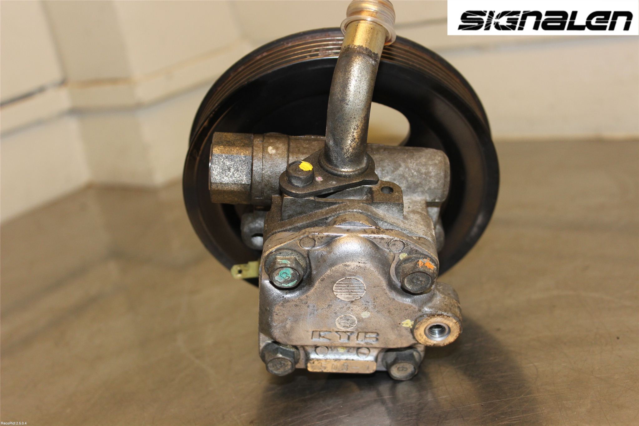 Mitsubishi L200 06-15 Servo Pumpe