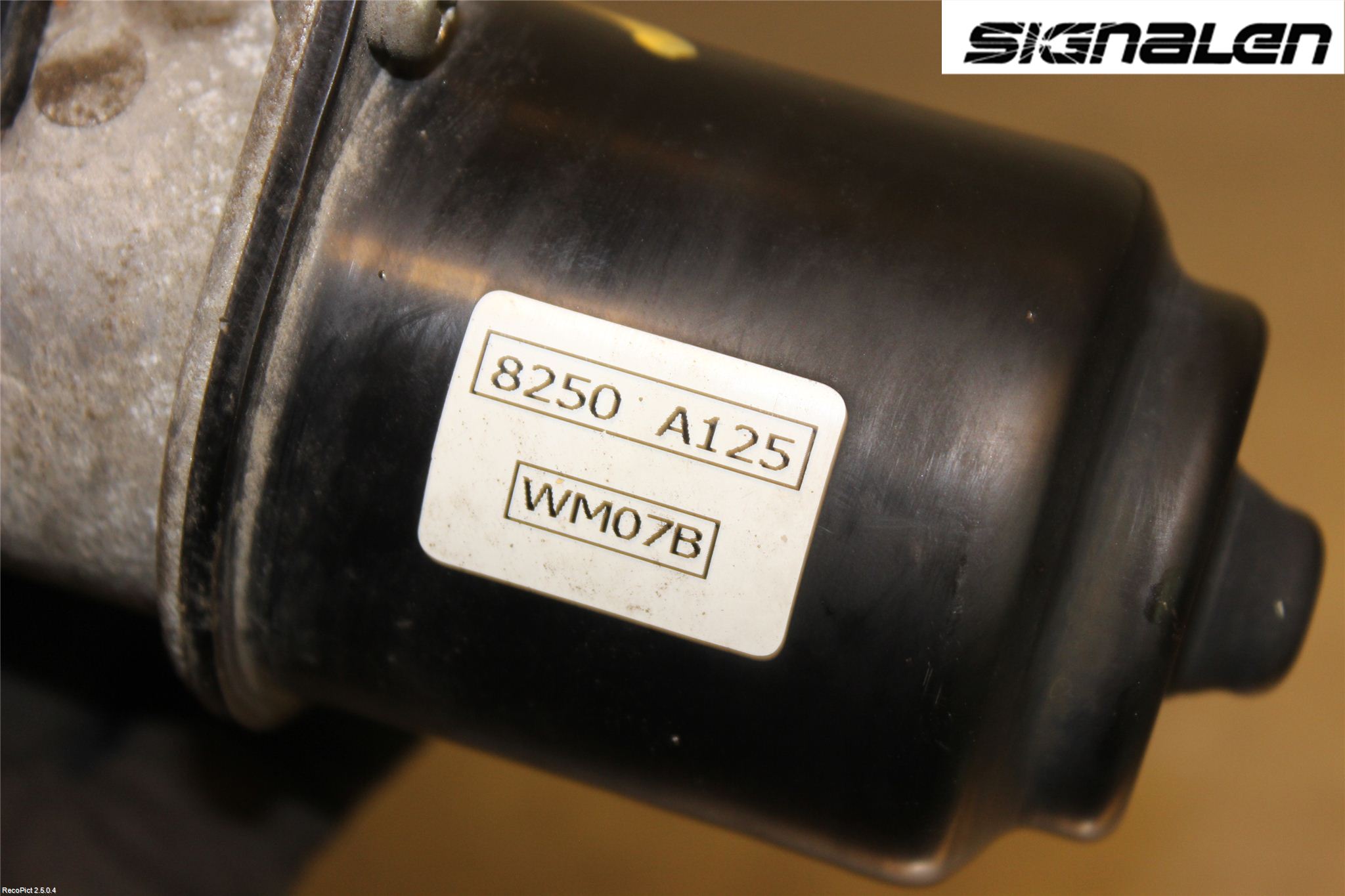 Mitsubishi L200 06-15 Viskermotor Frontrute