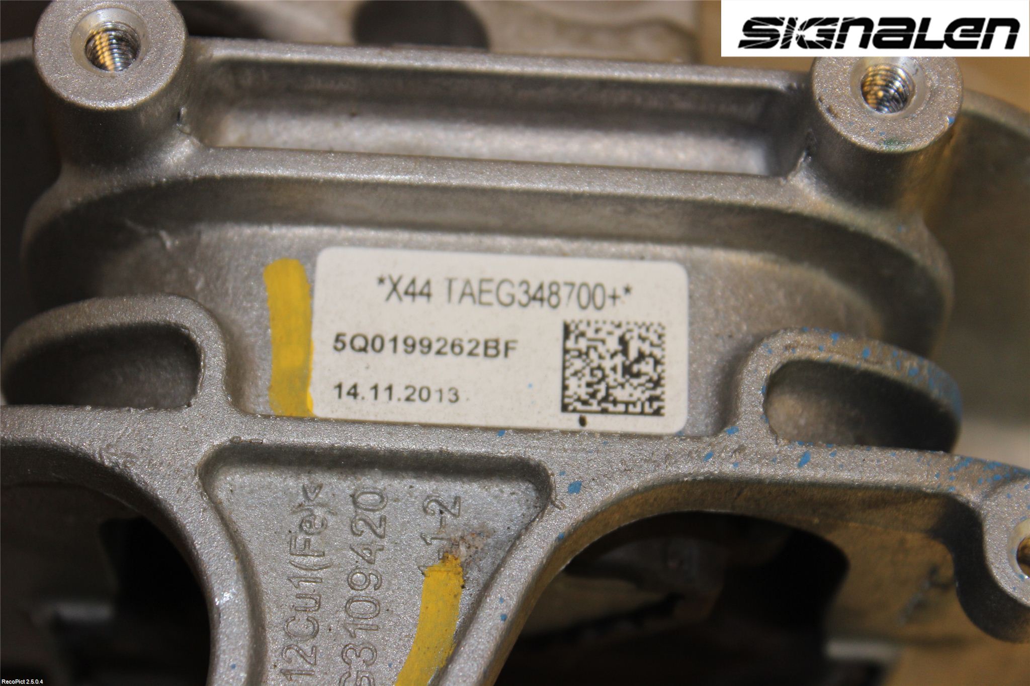 Volkswagen VW GOLF / E-GOLF VII 13-20 Motor Feste Gummi