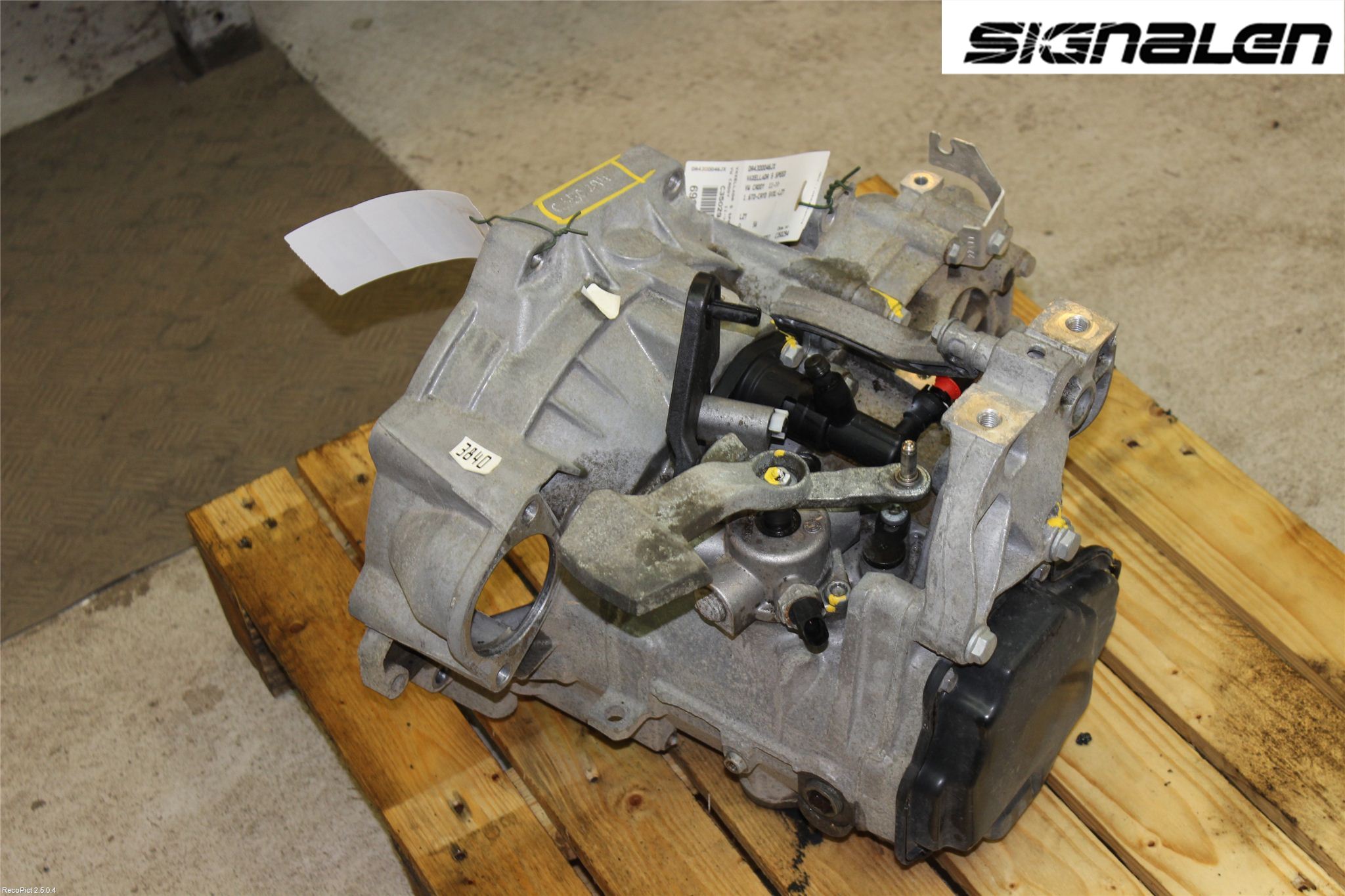 Volkswagen VW CADDY 11-15 Gearkasse 5 Trinn