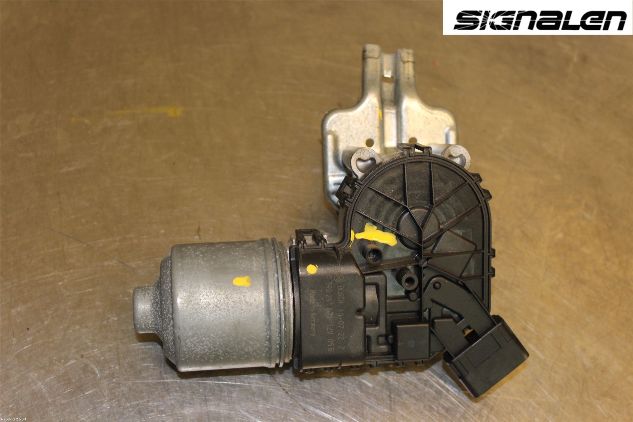 Peugeot PARTNER 08-15 Viskermotor Frontrute