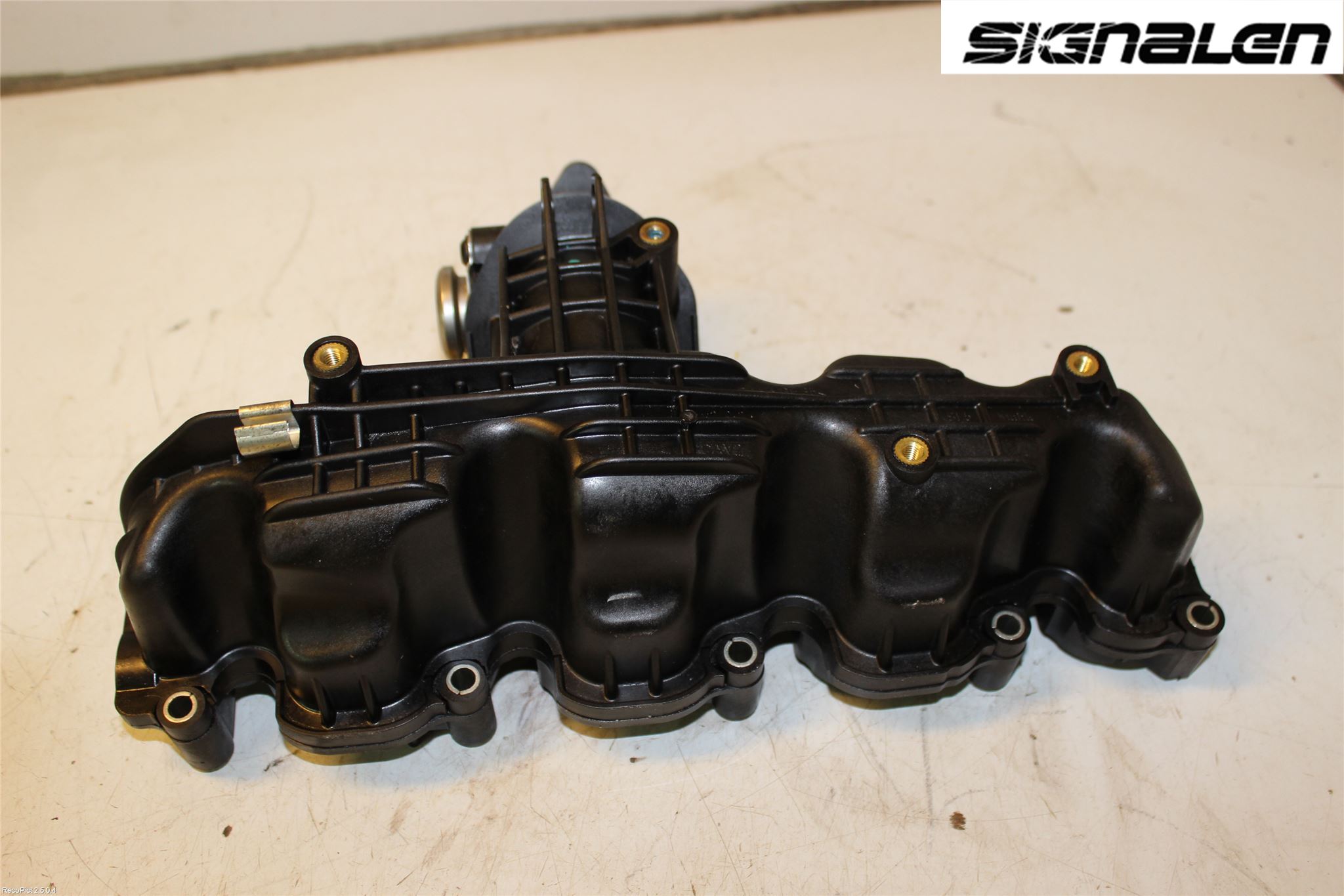 Volkswagen VW CADDY 11-15 Innsugningsmanifold