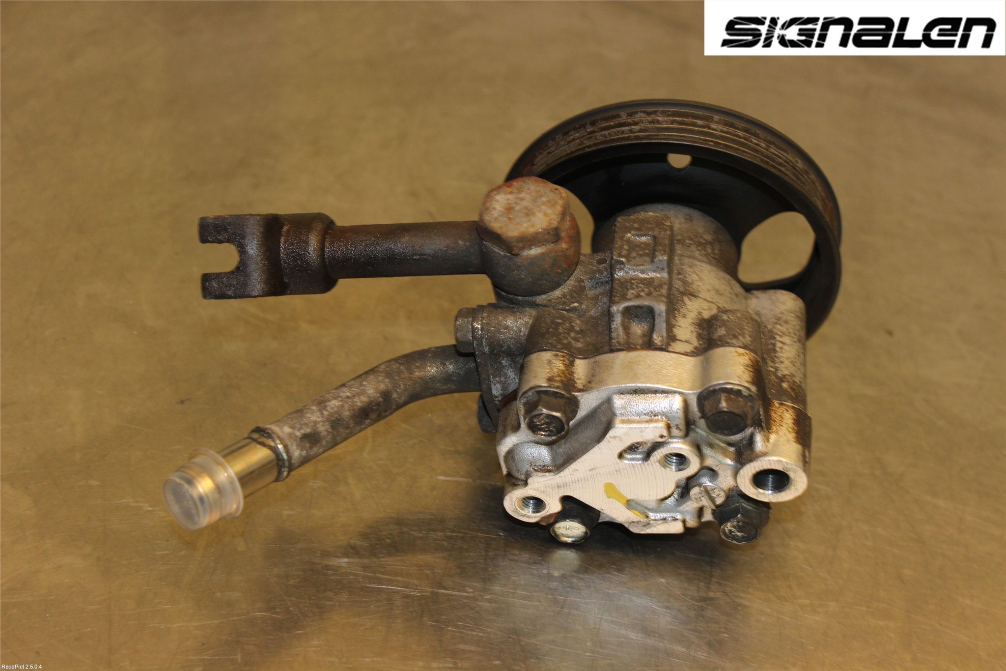 Nissan NAVARA 05-16 Servo Pumpe