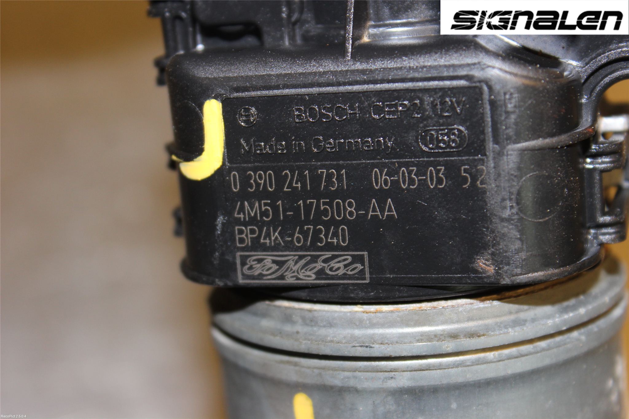Ford FOCUS     04-07 Viskermotor Frontrute