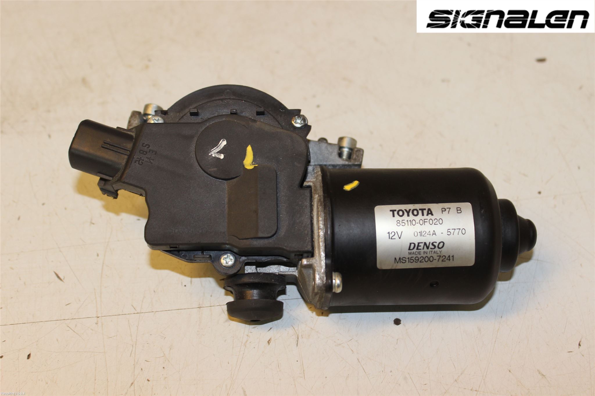Toyota COROLLA VERSO 04-07 Viskermotor Frontrute