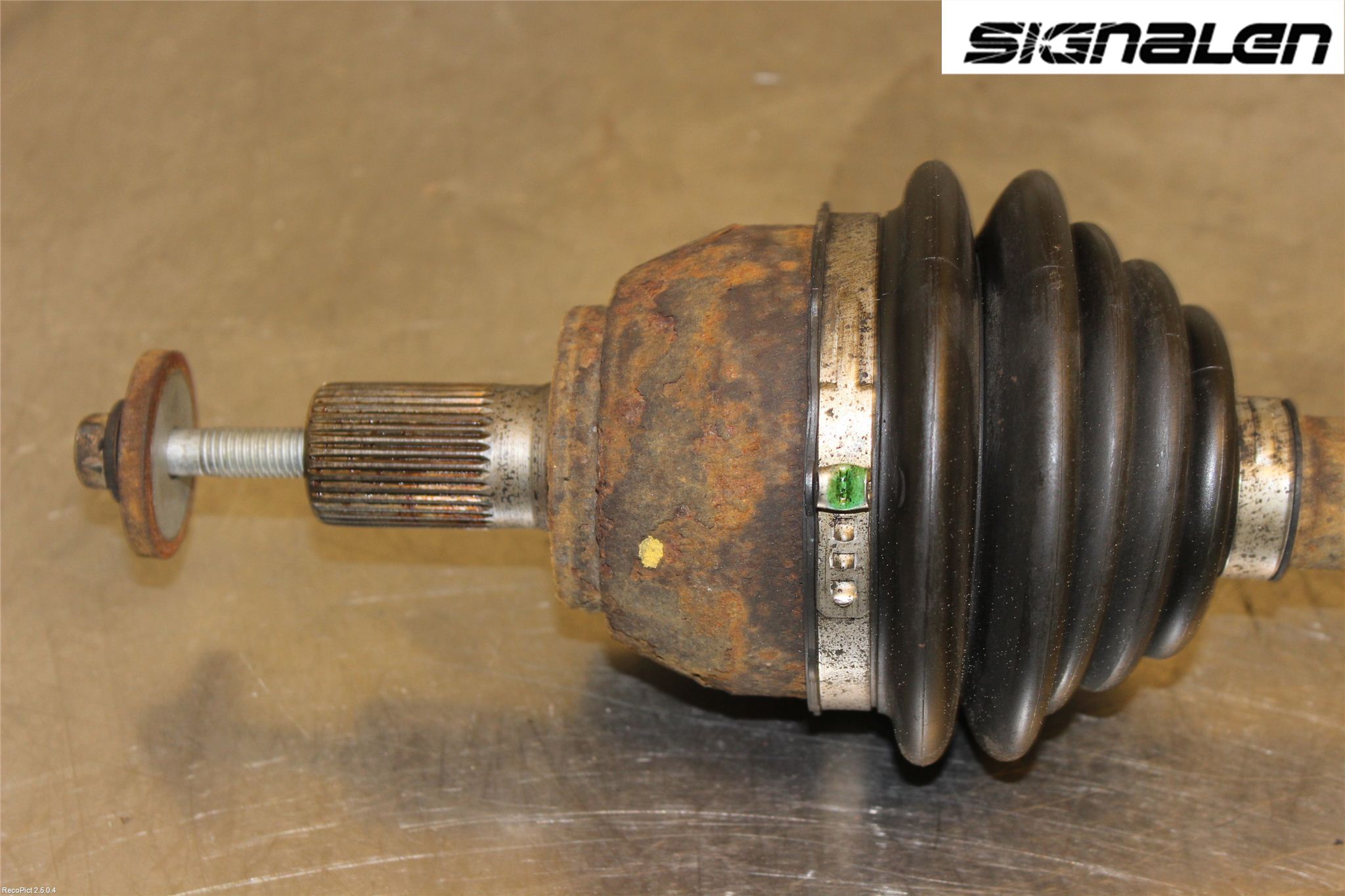 Ford FOCUS 08-11 Drivaksel Foran Kompl Venstre