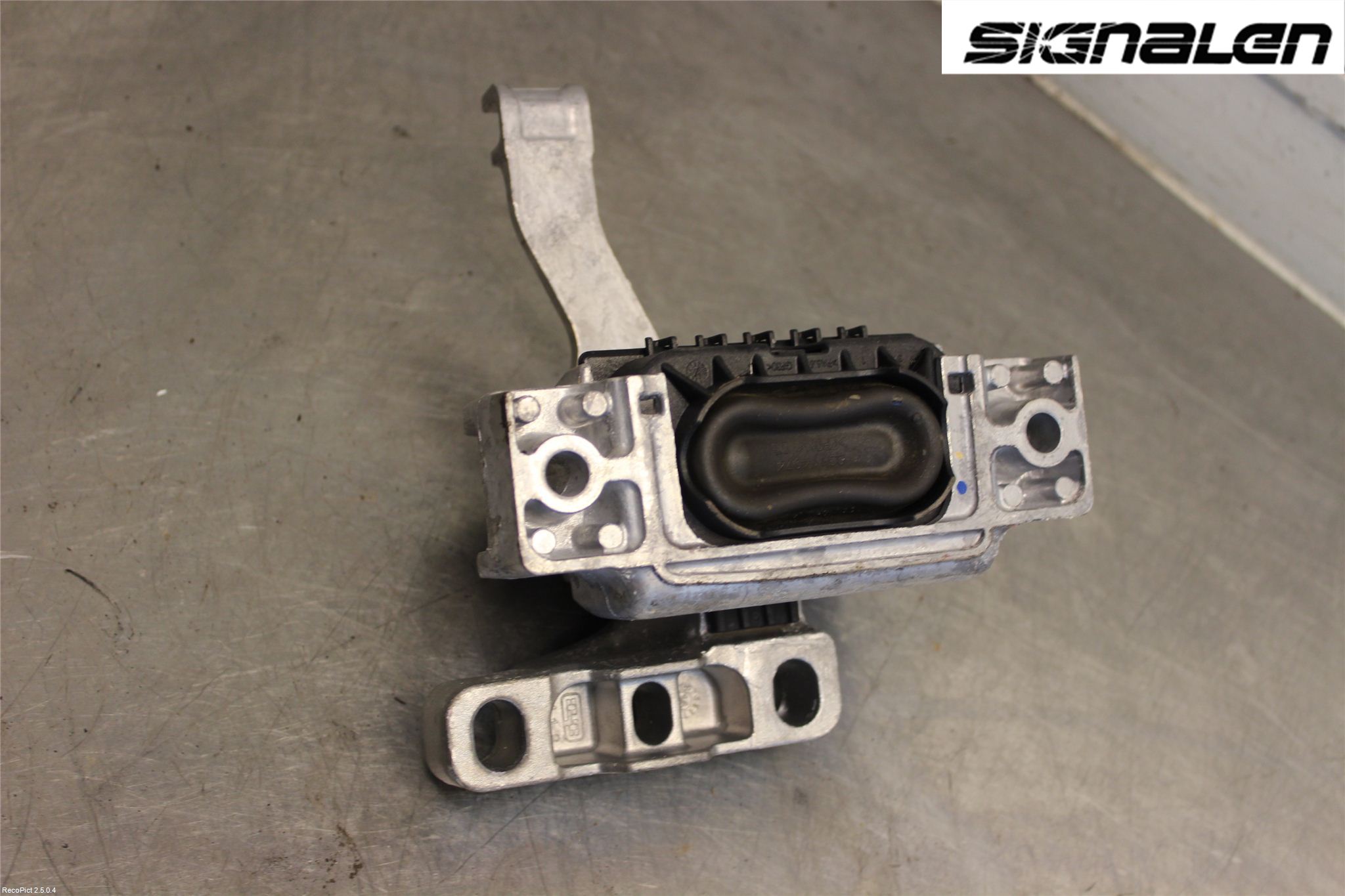 Seat LEON 13-20 Motor Feste Gummi