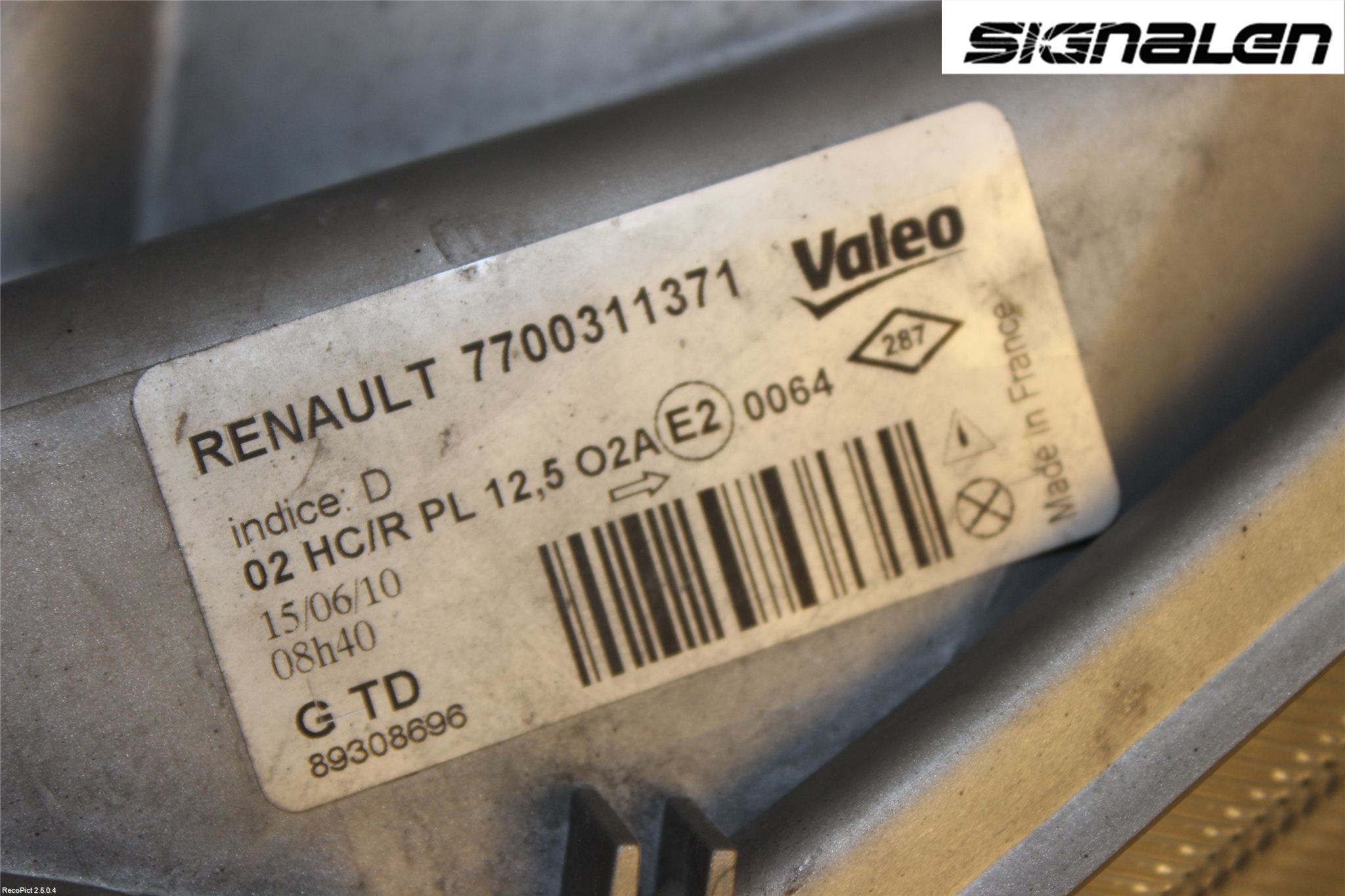 Renault TRAFIC   02-14 Frontlykt Venstre