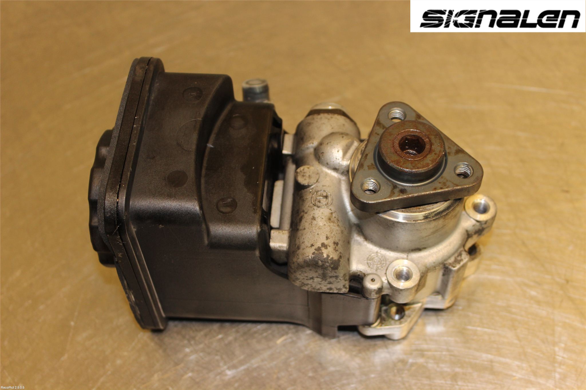BMW 3 E46      98-05 Servo Pumpe
