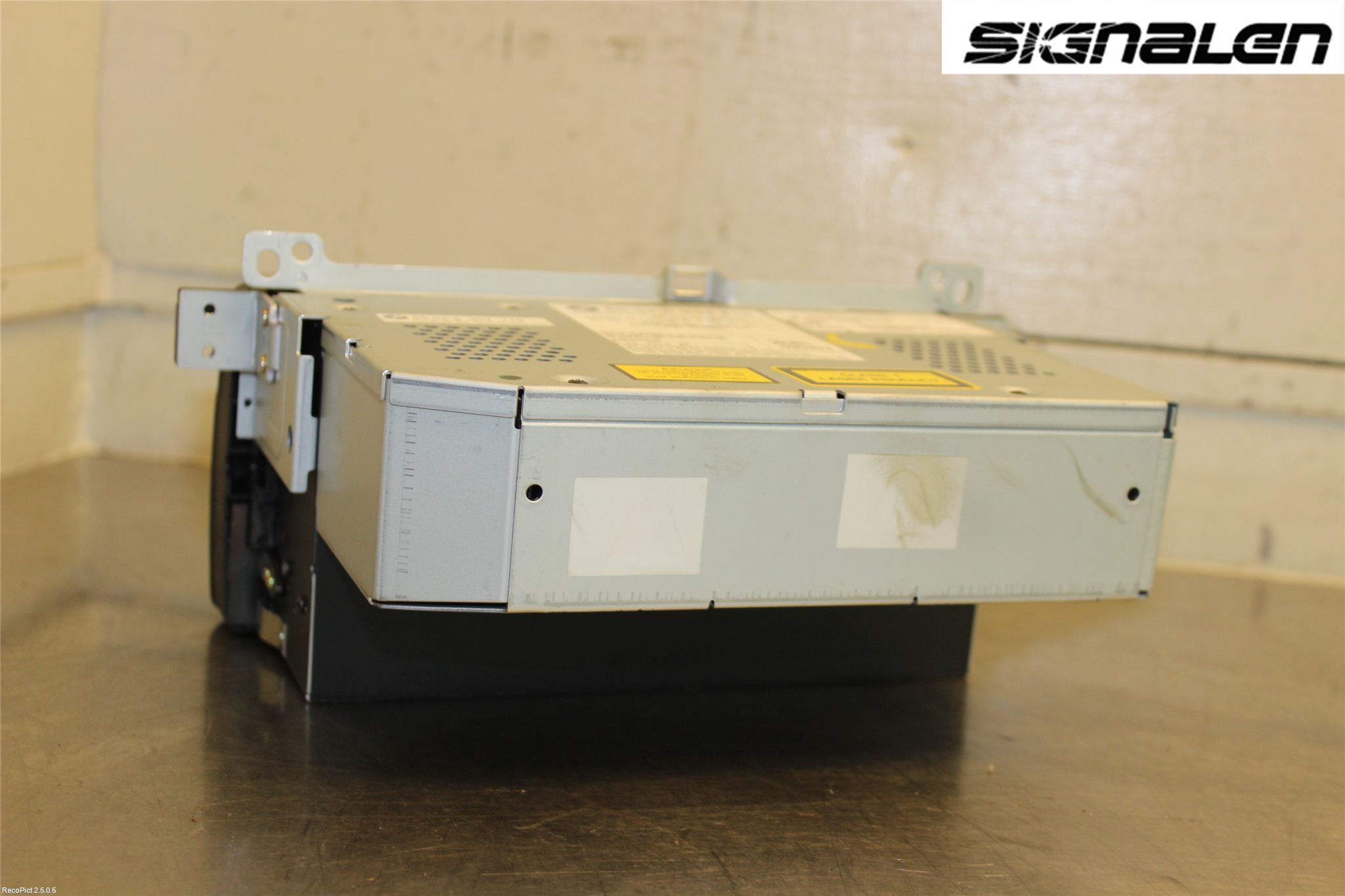 BMW 3 E46      98-05 Stereo Radio
