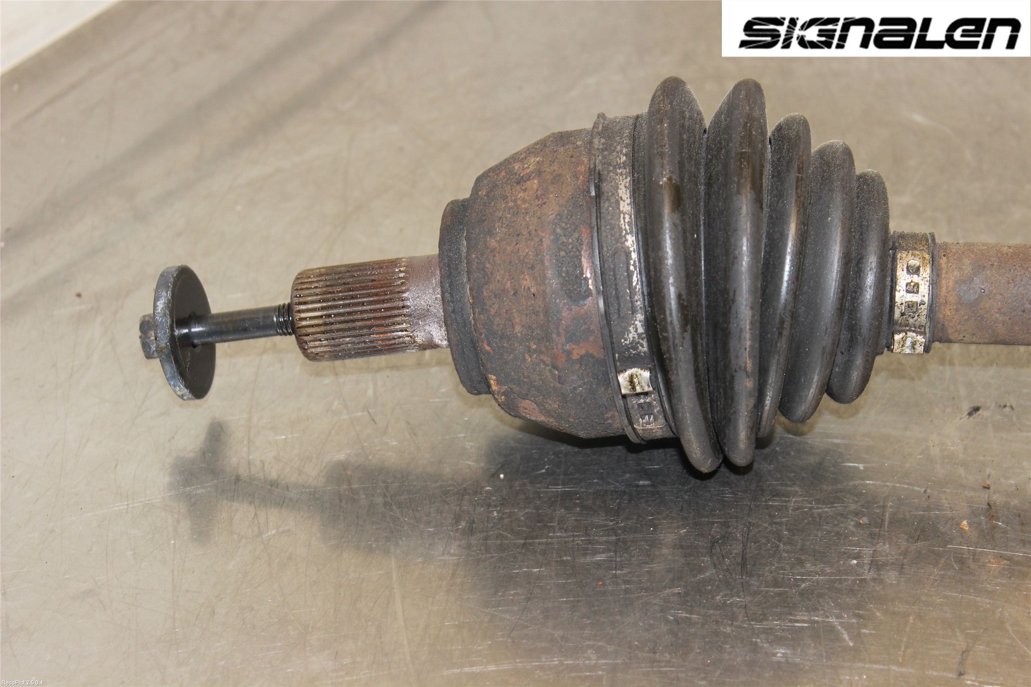 Ford FOCUS 08-11 Drivaksel Foran Kompl Venstre